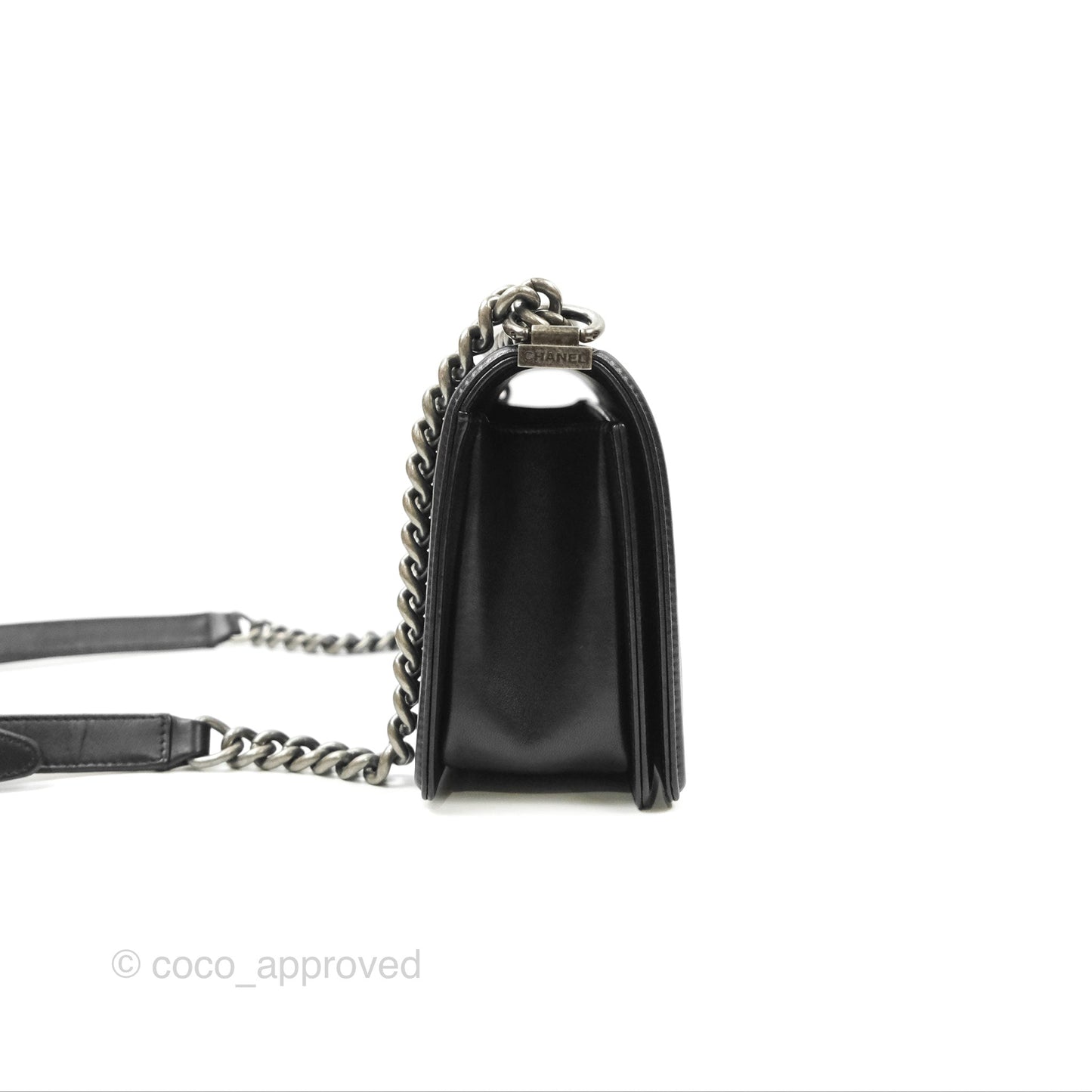 Chanel Quilted Medium Boy Black Lambskin Ruthenium Hardware