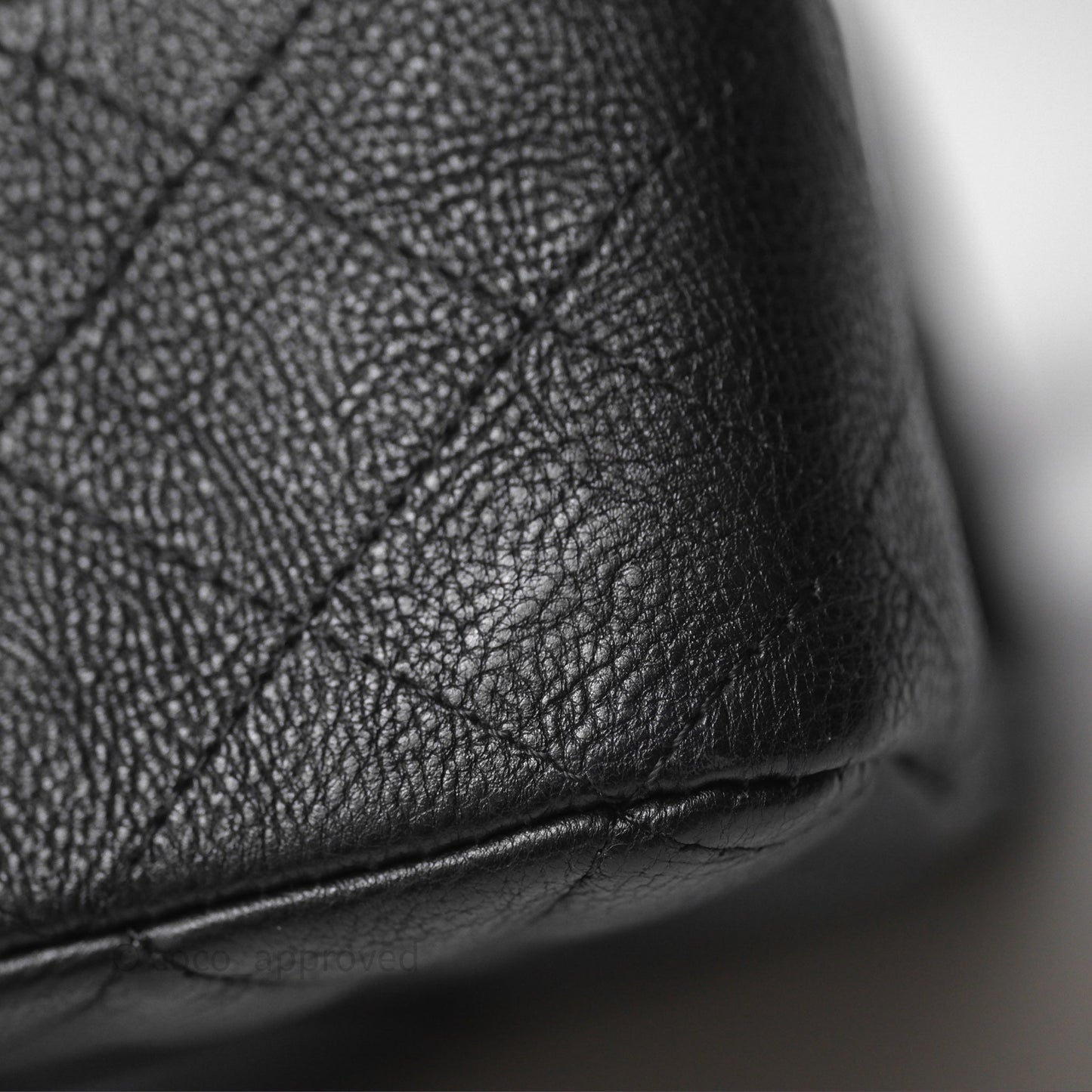 Chanel Classic Quilted M/L Medium Double Flap So Black Calfskin