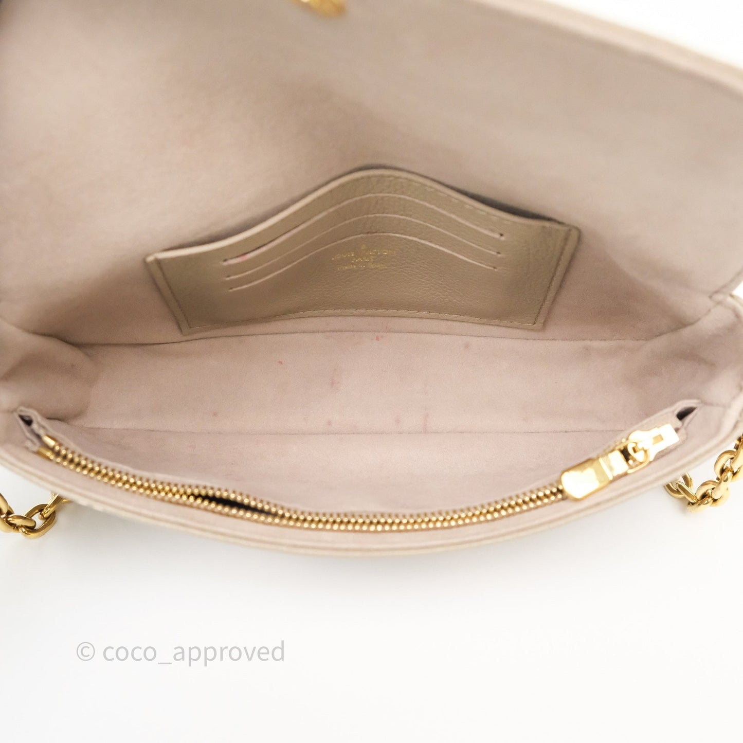 Louis Vuitton Ivy Wallet on Chain Monogram Empreinte Dove/Cream