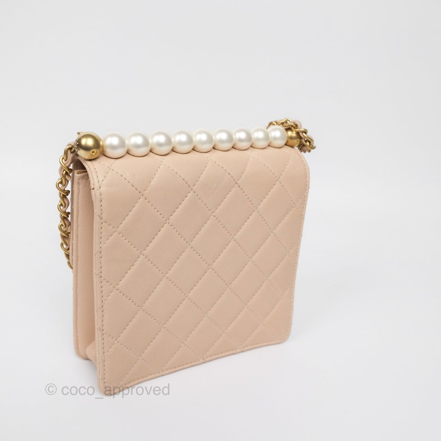 Chanel Quilted Chic Pearls Flap Beige Pink Goatskin Aged Gold Hardware