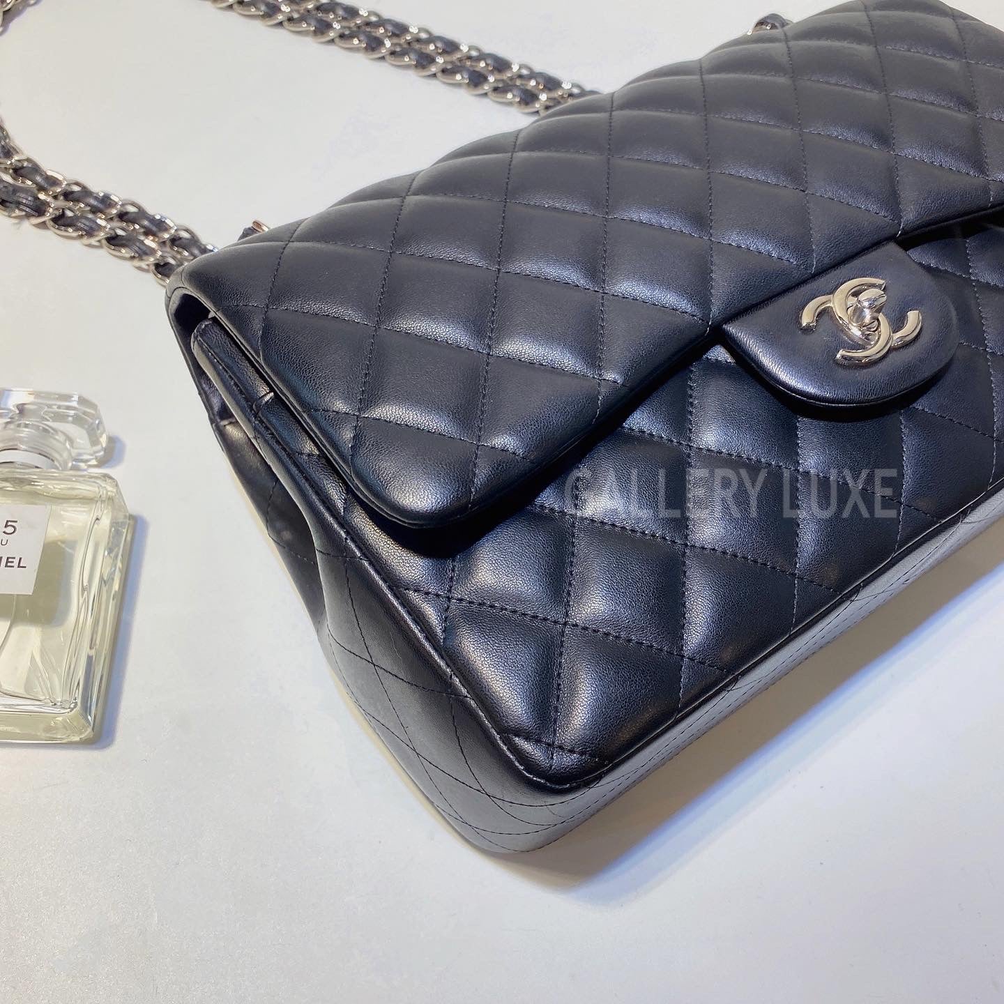 No.001204-Chanel Lambskin Classic Jumbo Flap Bag