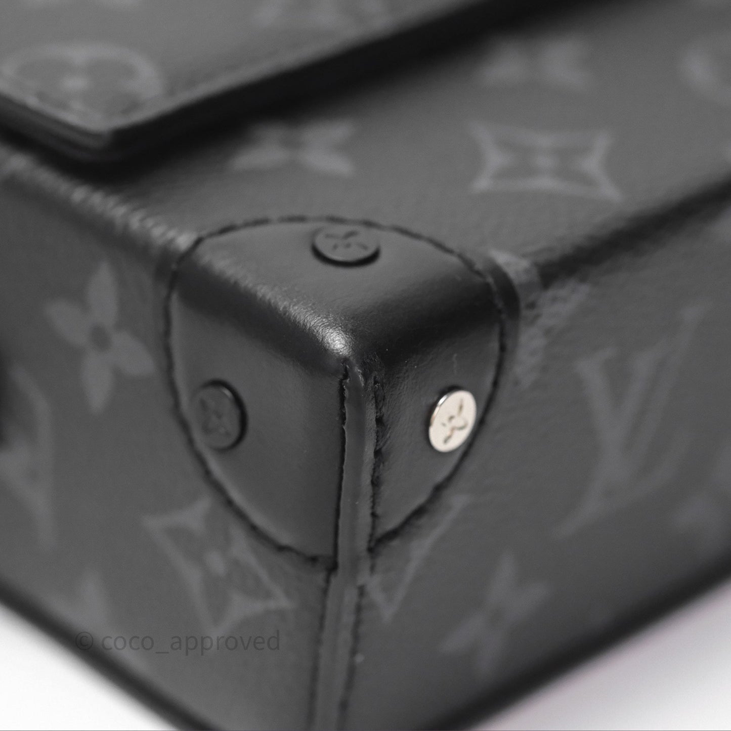 Louis Vuitton Steamer Wearable Wallet Monogram Eclipse Canvas