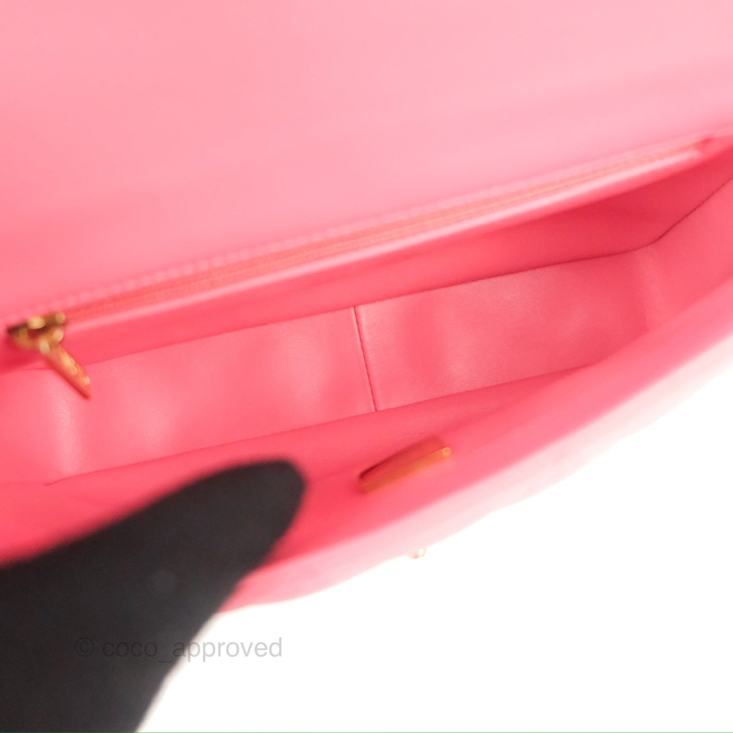 Chanel Quilted Pending CC Enamel Flap Pink Lambskin Aged Gold Hardware 22P