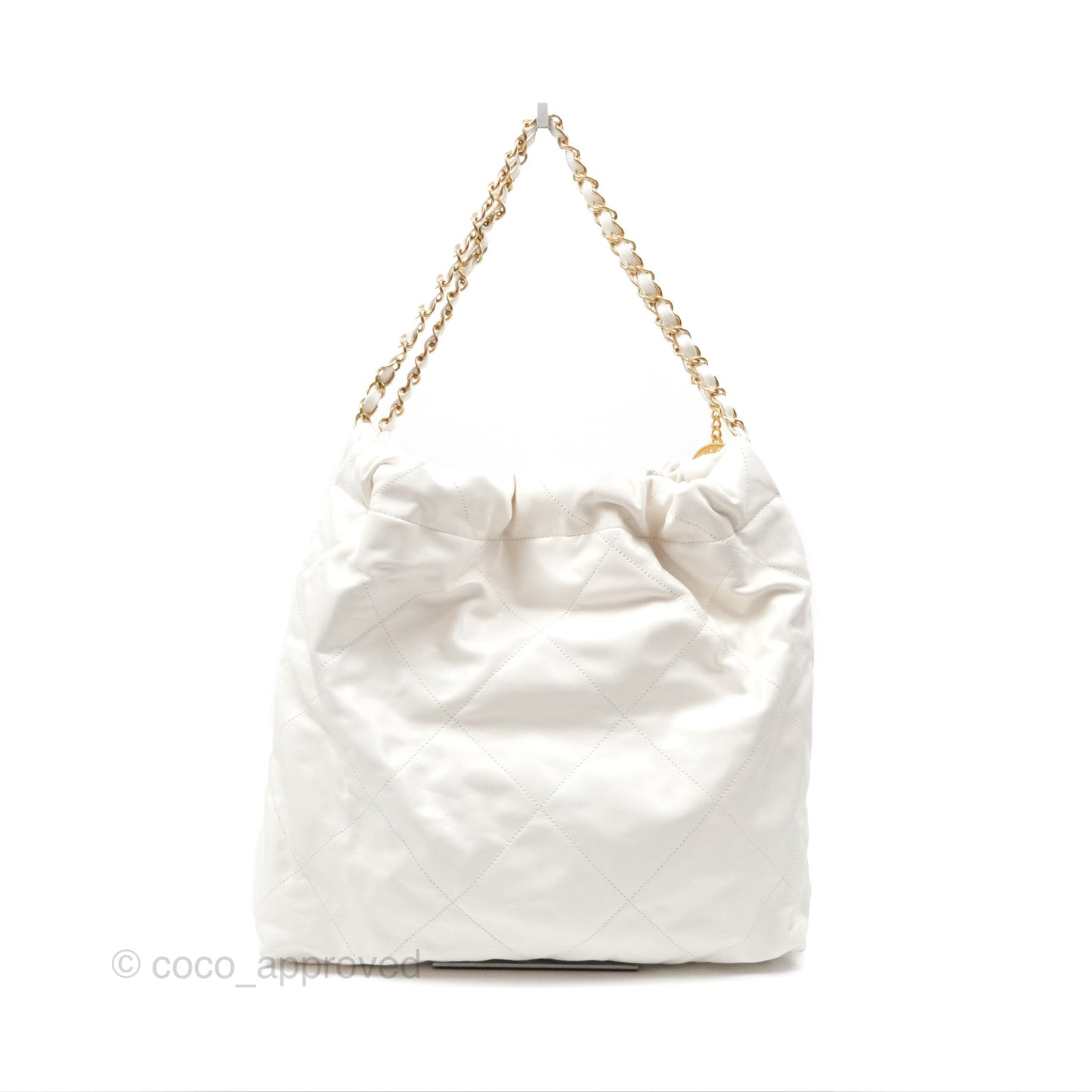Chanel 22 Medium White Shiny Calfskin Aged Gold Hardware