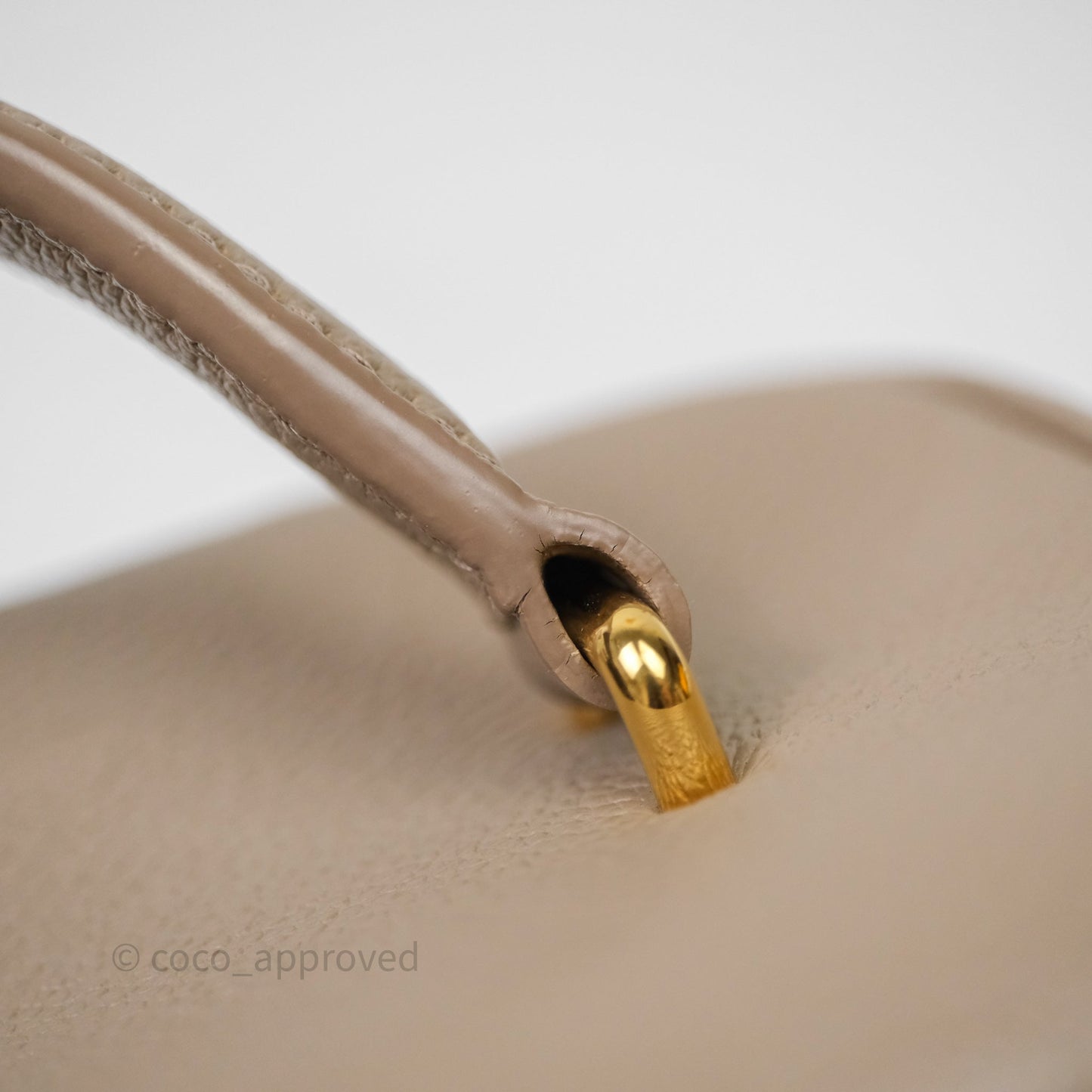 Louis Vuitton Monogram Empreinte Tourterelle Vanity PM Beige Gold Hardware