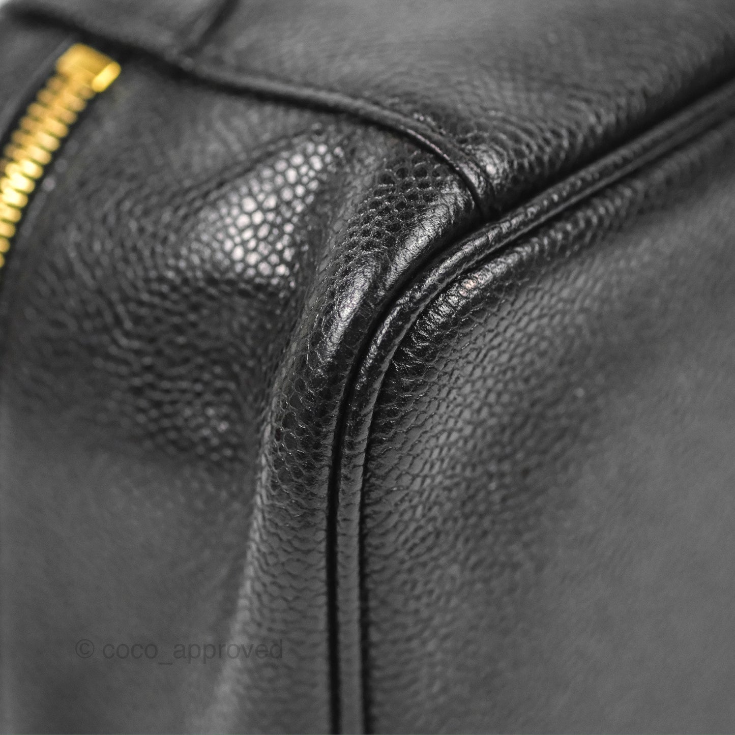 Chanel Vintage Vanity Case Black Caviar Gold Hardware