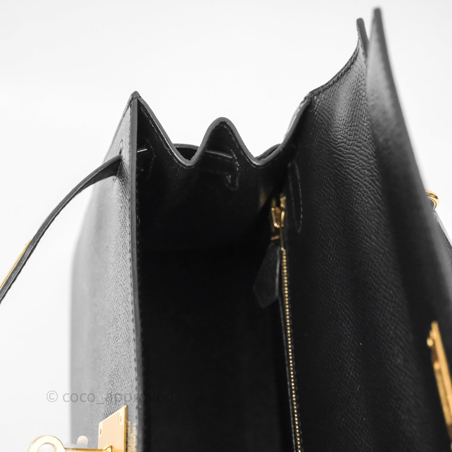 Hermès Kelly 28 Sellier Black Noir 89 Epsom Gold Hardware