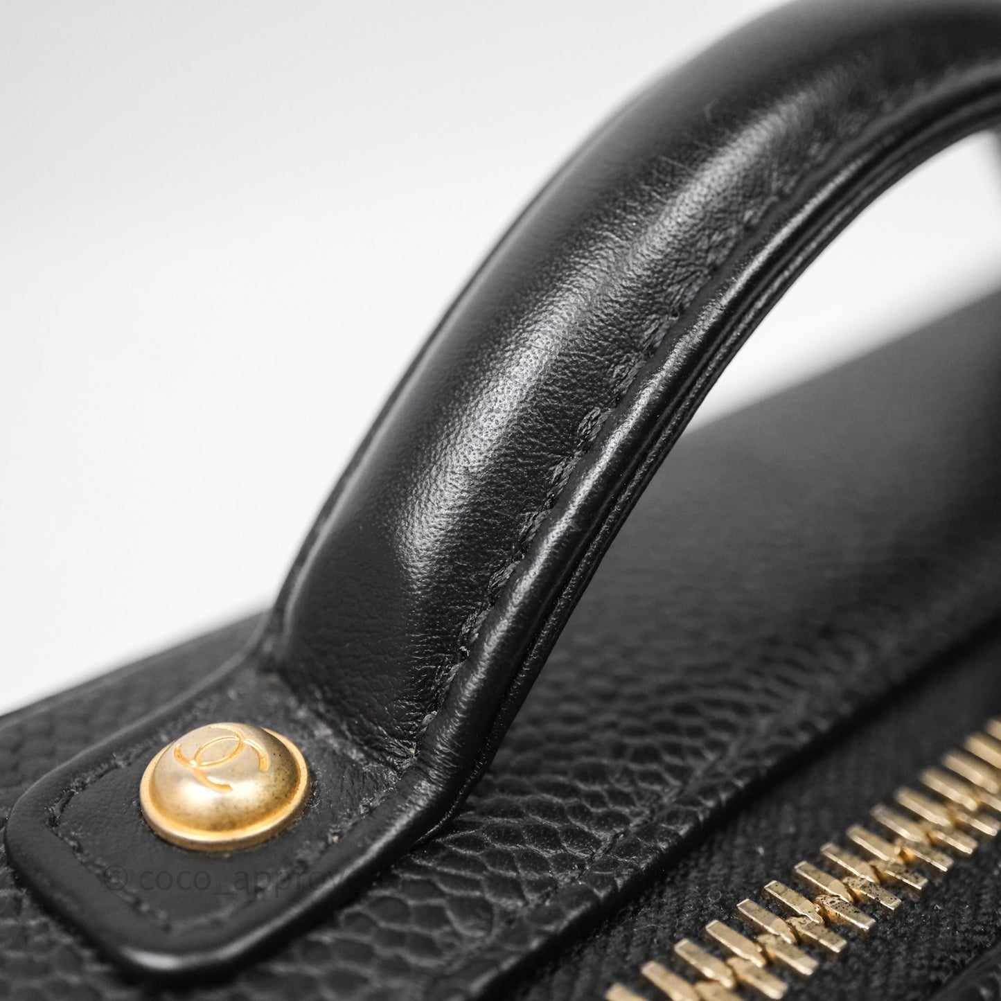 Chanel Quilted Small CC Filigree Vanity Case Black Caviar Aged Gold Hardware
