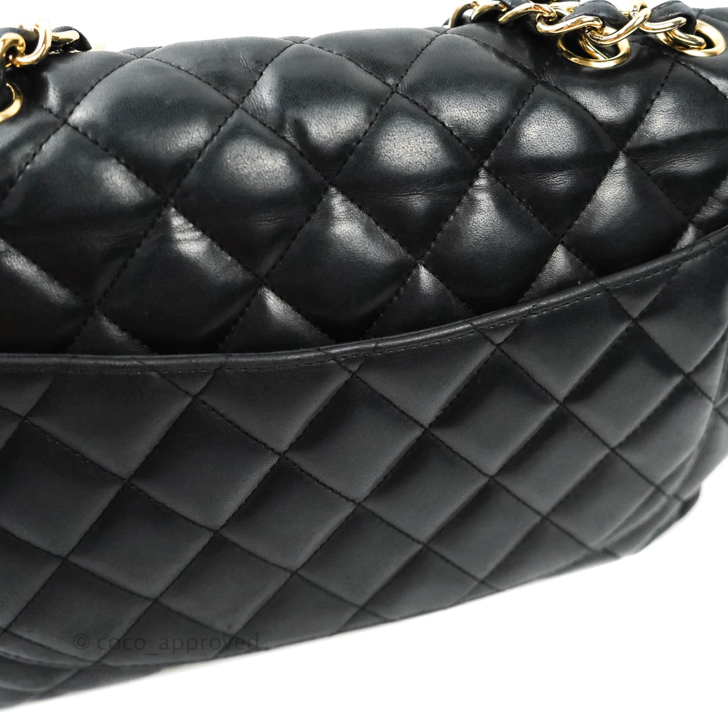 Chanel Jumbo Single Flap Black Lambskin Gold Hardware⁣⁣