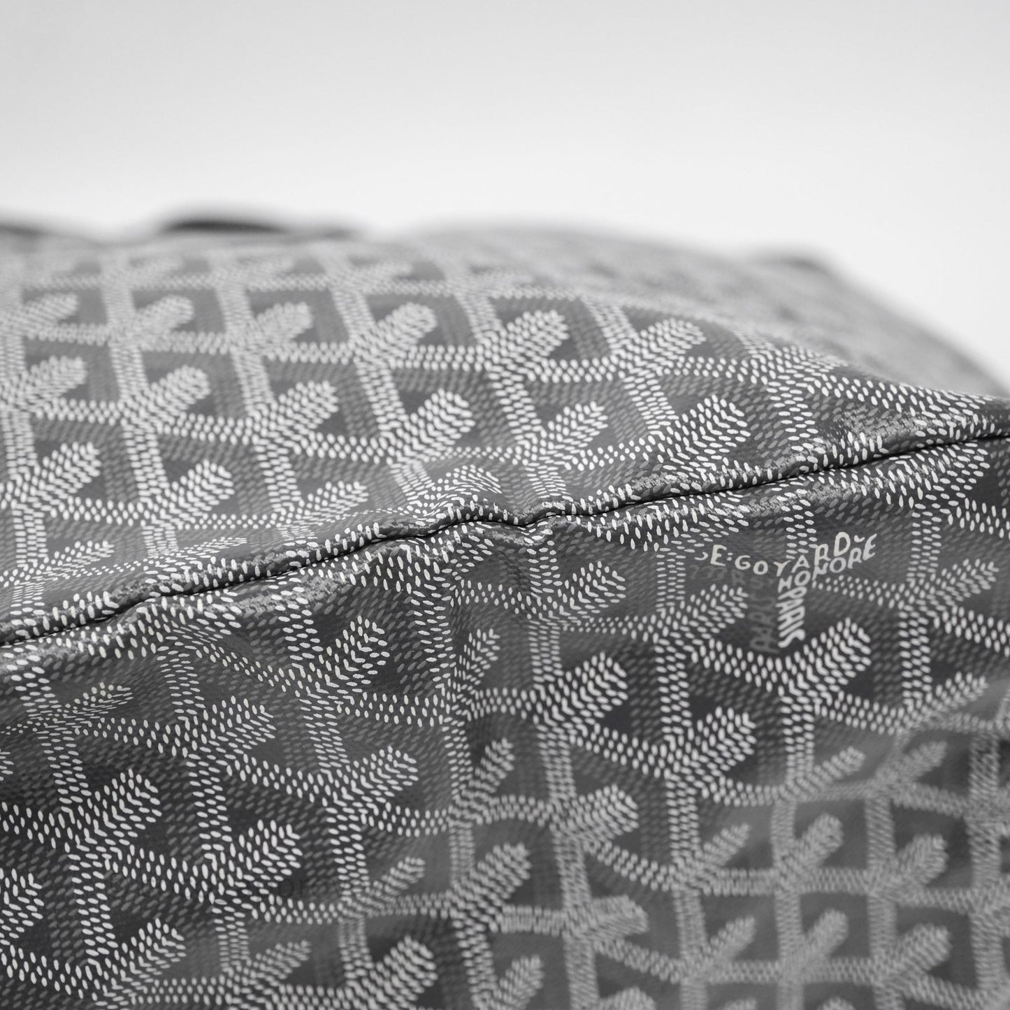 Goyard St Louis Tote PM ⁣⁣⁣⁣⁣⁣⁣⁣⁣⁣⁣⁣⁣⁣⁣⁣⁣⁣⁣⁣Grey