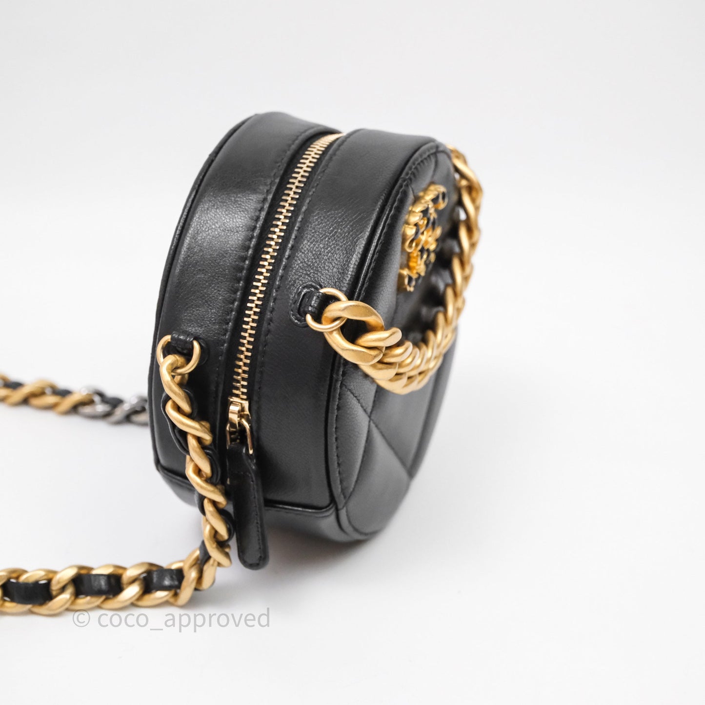 Chanel 19 Round Clutch With Chain Black Mixed Hardware