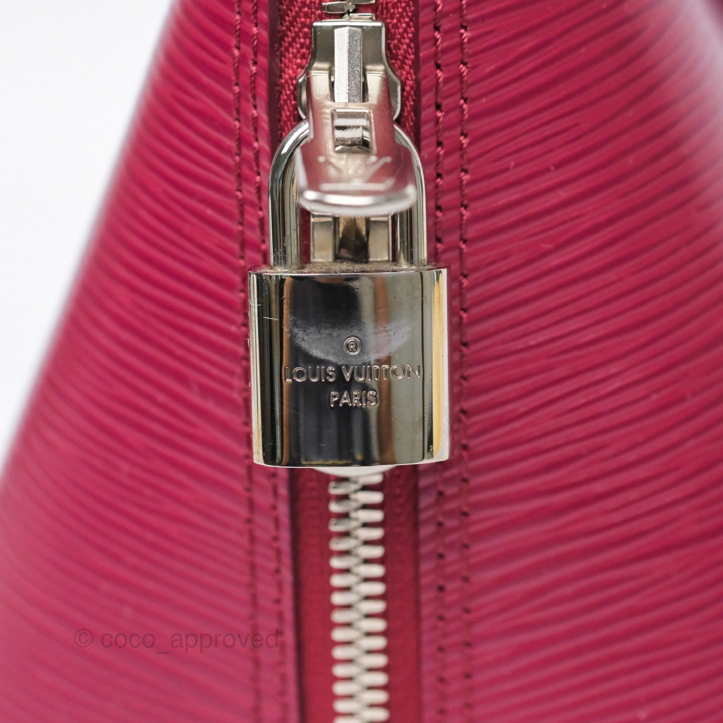 Louis Vuitton Alma PM Fuchsia Epi