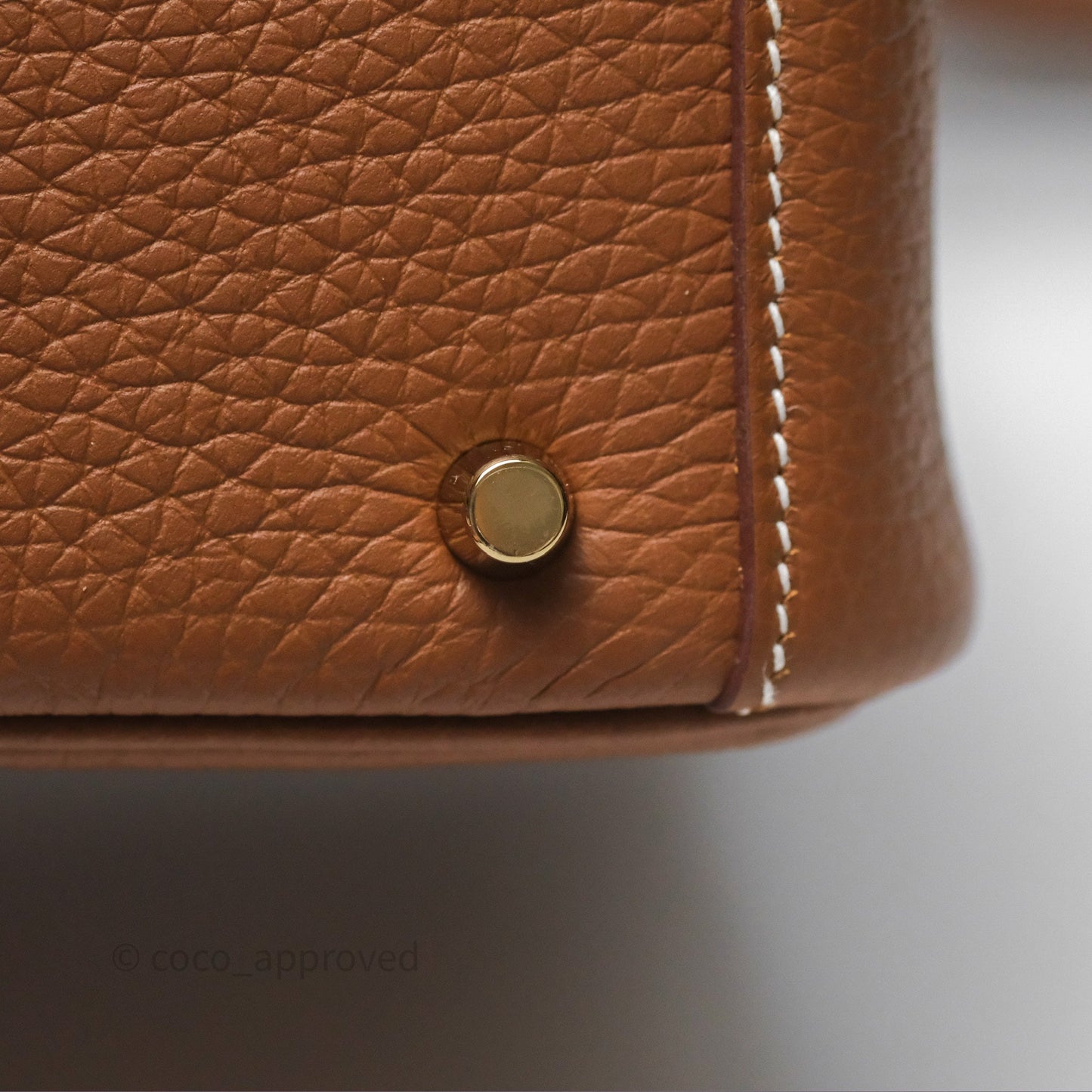 Hermès Mini Lindy 20 Gold Clemence Gold Hardware