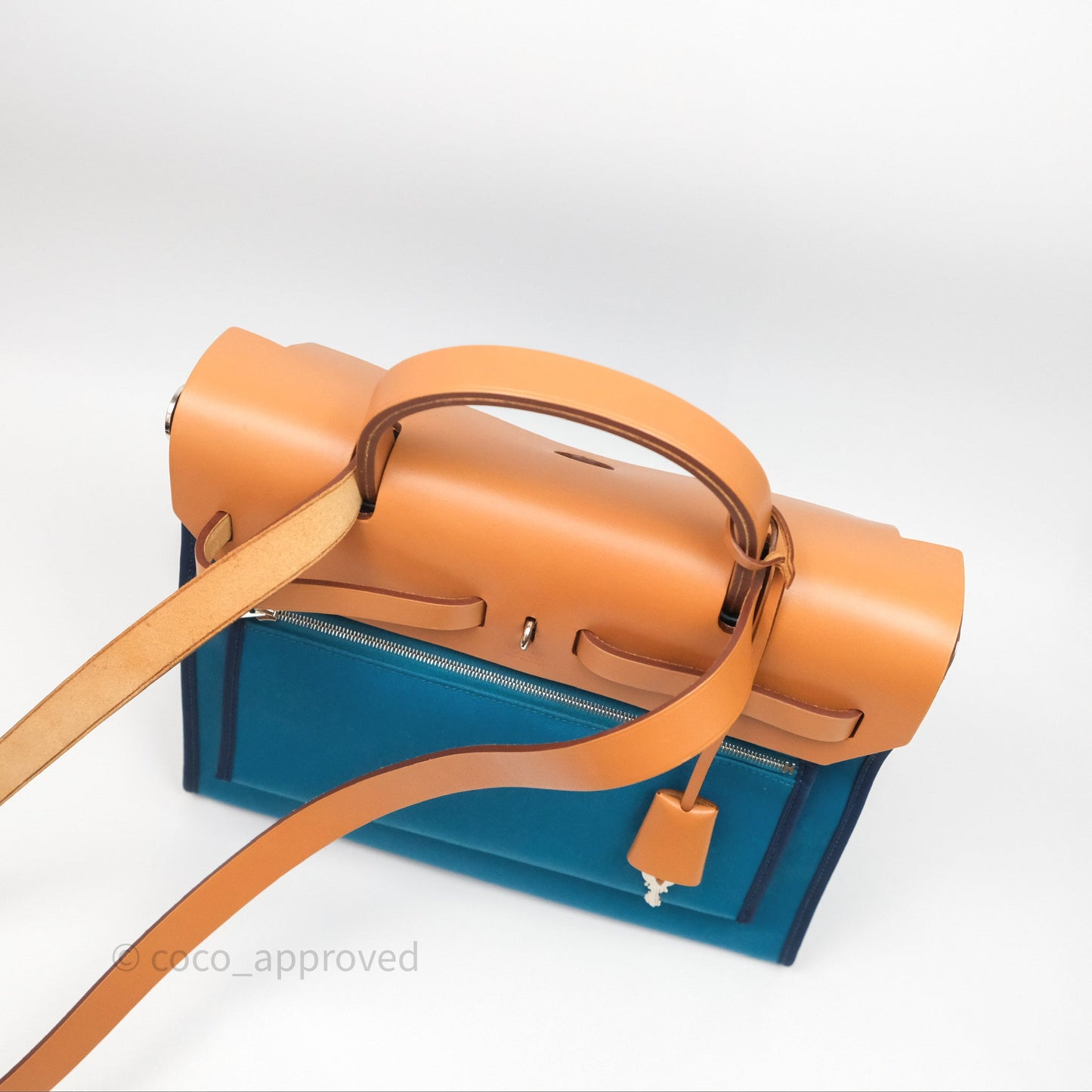 Hermès Herbag Zip 31 Vache Hunter Bleu Izmir 7W/ Bleu de Malte 7L Palladium Hardware