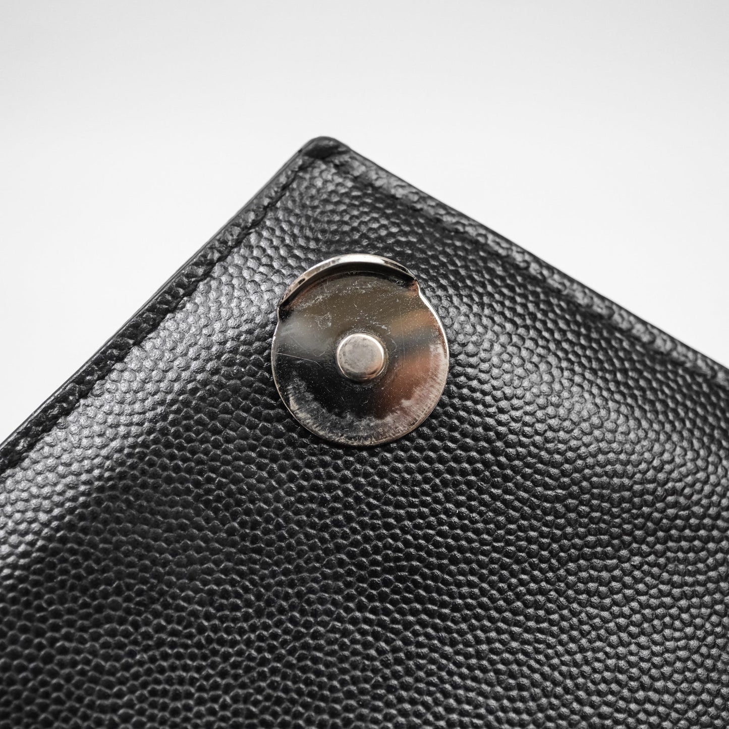 Saint Laurent Envelope Medium So Black Caviar