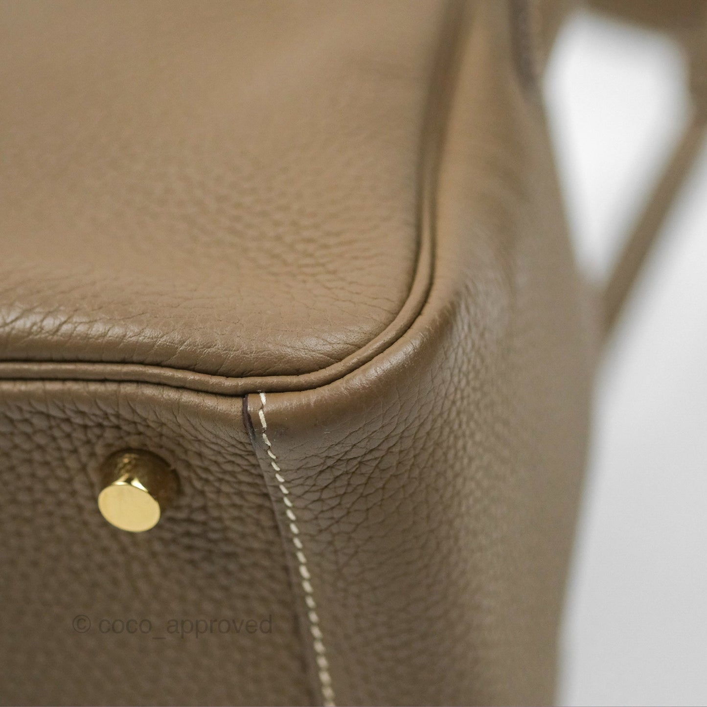 Hermès Lindy 26 Etoupe Clemence Gold Hardware