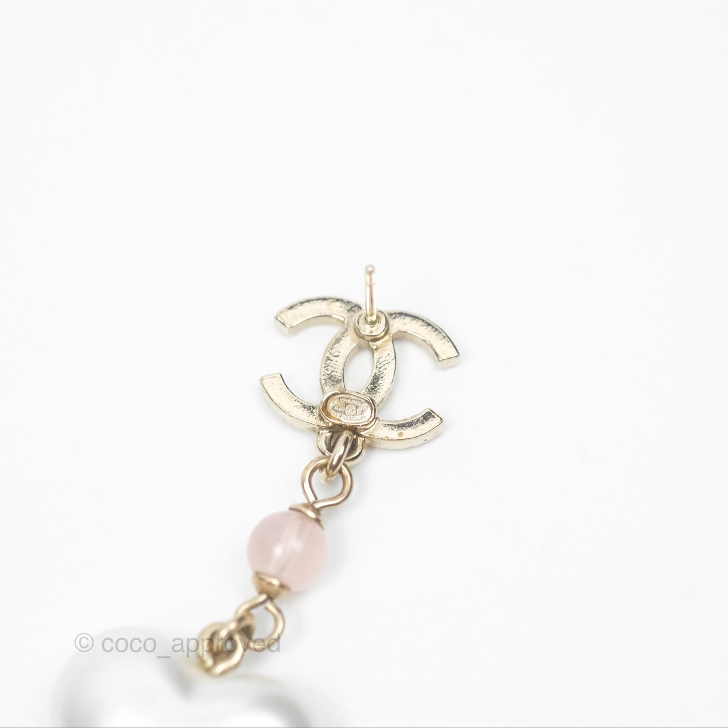 Chanel CC Pink Bead Heart Pearl Crystal CC Drop Earrings Gold Tone 21B