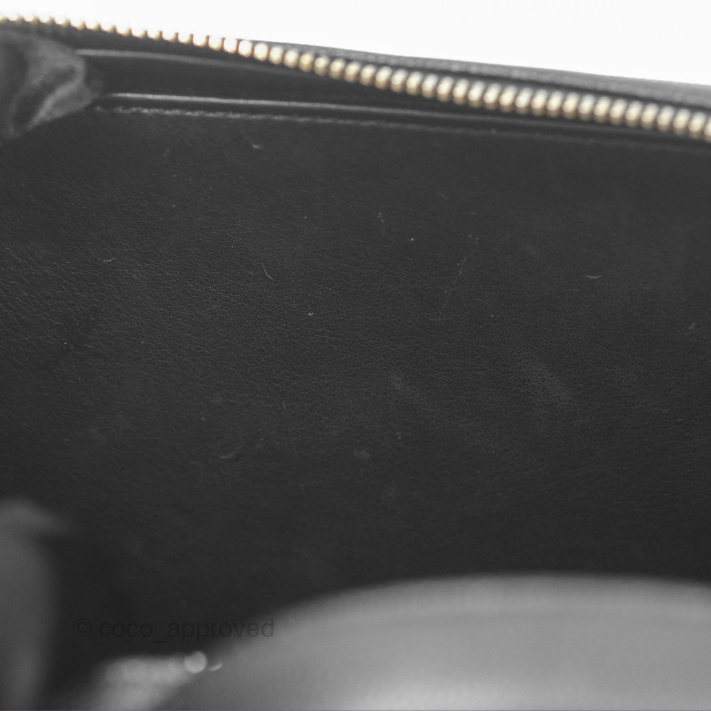 Chanel Quilted Medium CC Filigree Vanity Case Black Caviar Gold Hardware