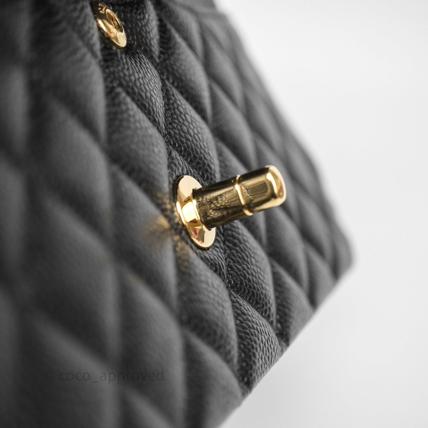 Chanel Classic M/L Medium Flap Quilted Black Caviar Gold Hardware