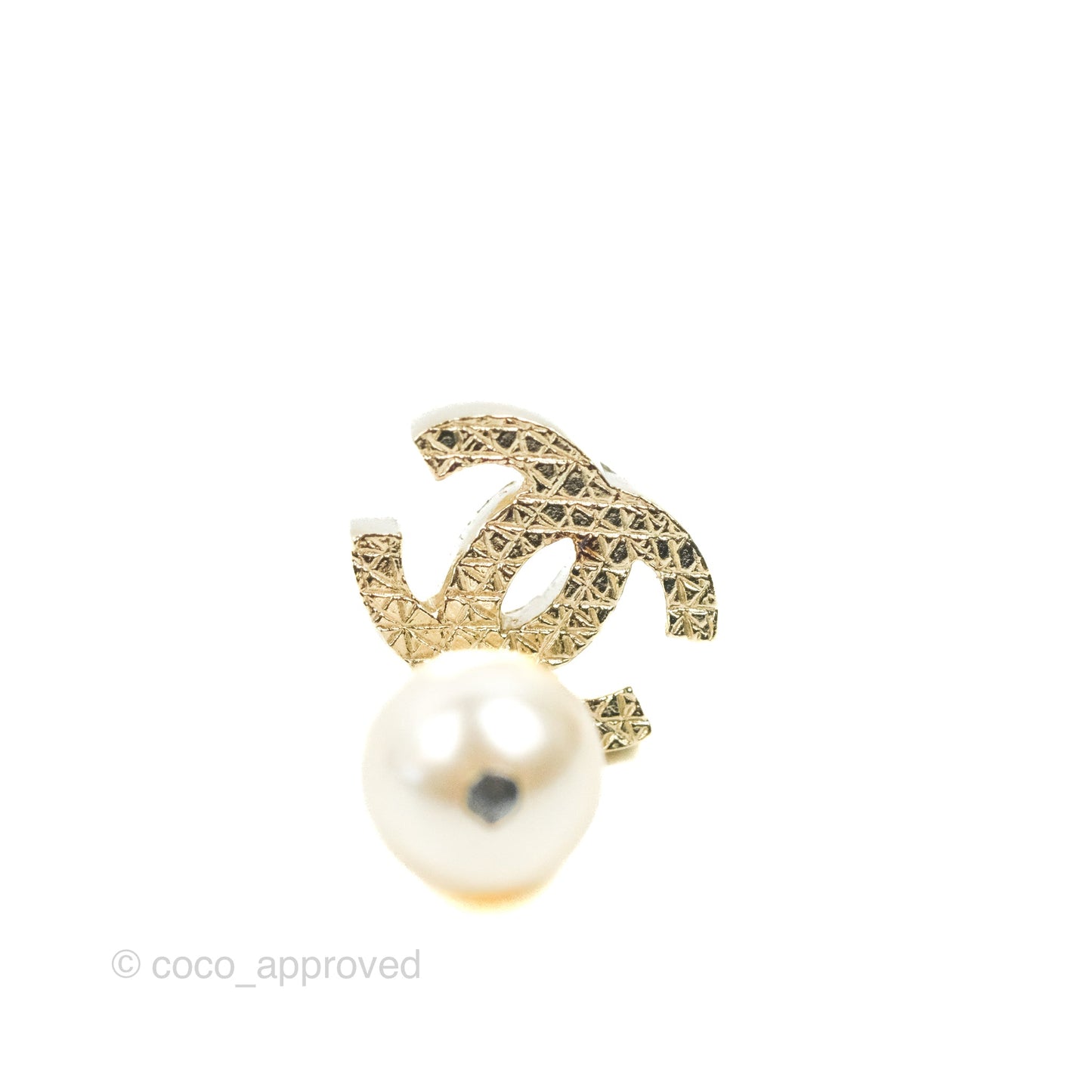 Chanel CC Pearl Drop Earrings Gold 13V