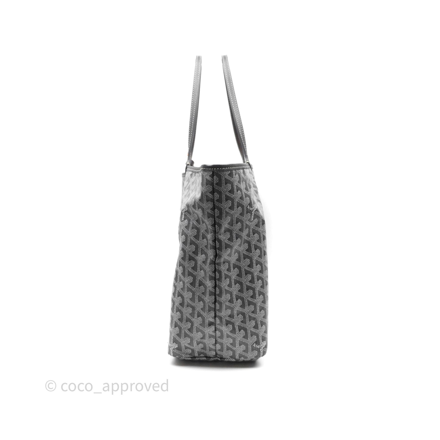 Goyard St Louis Tote PM ⁣⁣⁣⁣⁣⁣⁣⁣⁣⁣⁣⁣⁣⁣⁣⁣⁣⁣⁣⁣Grey