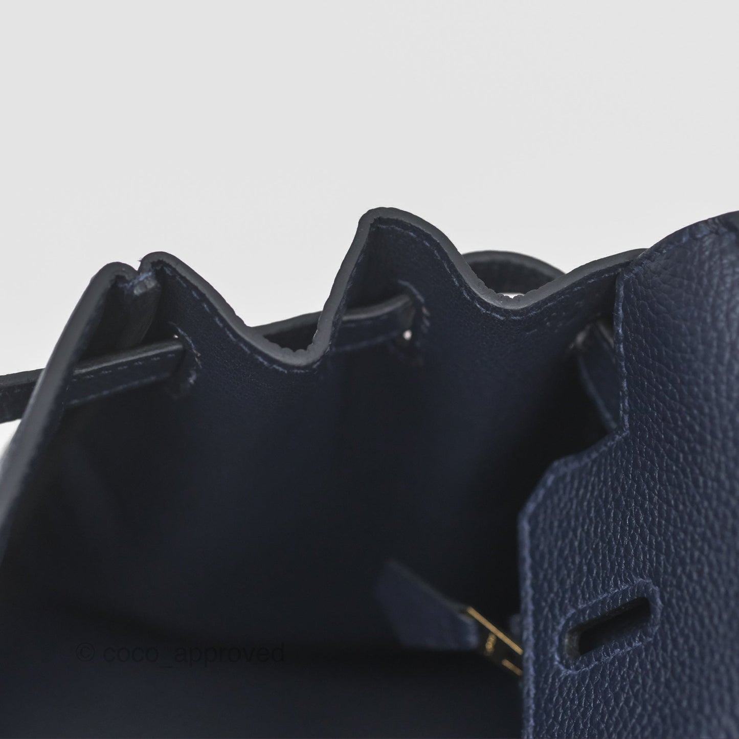 Hermès Birkin 25 Retourne Bleu Nuit 2Z Togo Gold Hardware