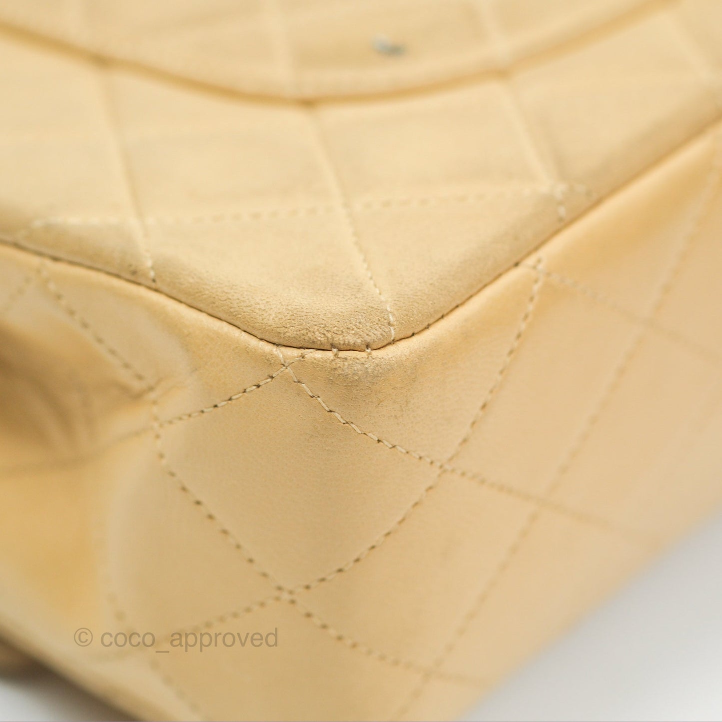 Chanel Vintage Medium Classic Flap Beige Lambskin 24K Gold Hardware