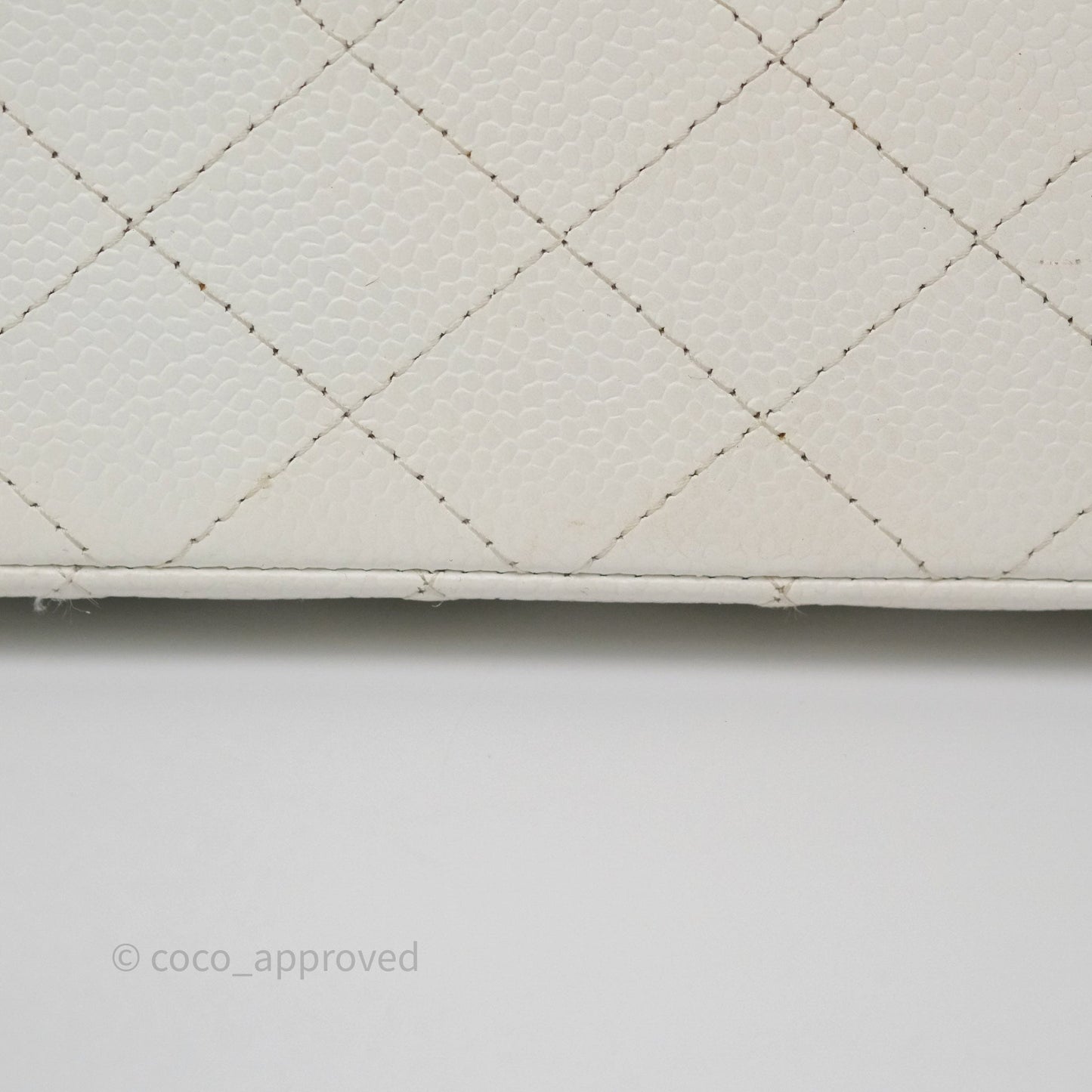 Chanel M/L Medium Classic Flap Quilted White Caviar Silver Hardware