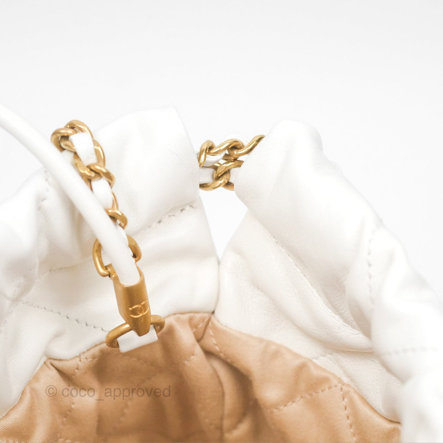 Chanel 22 Mini Bag White Shiny Crumpled Calfskin