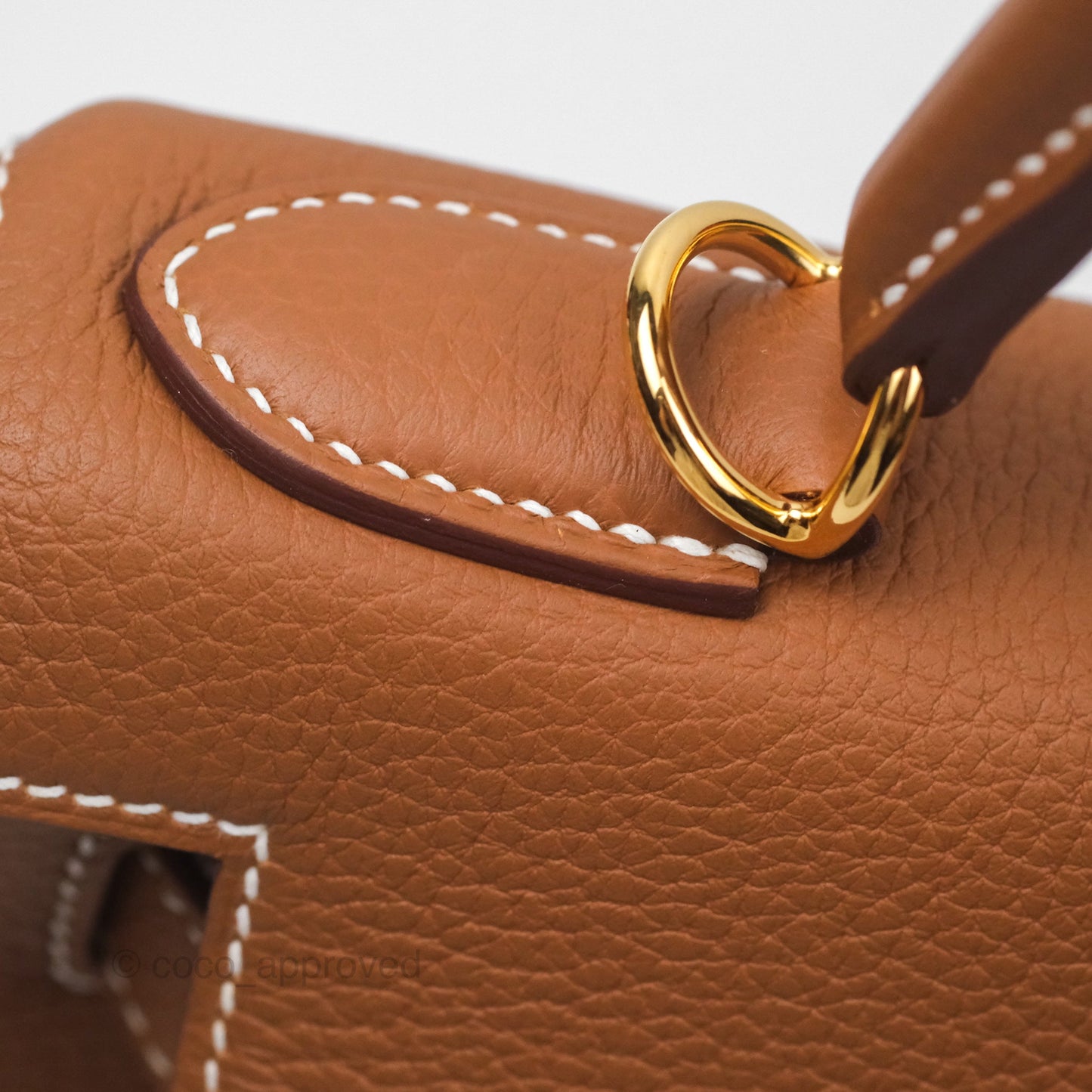 Hermès Kelly 28 Retourne Gold 37 Togo Gold Hardware