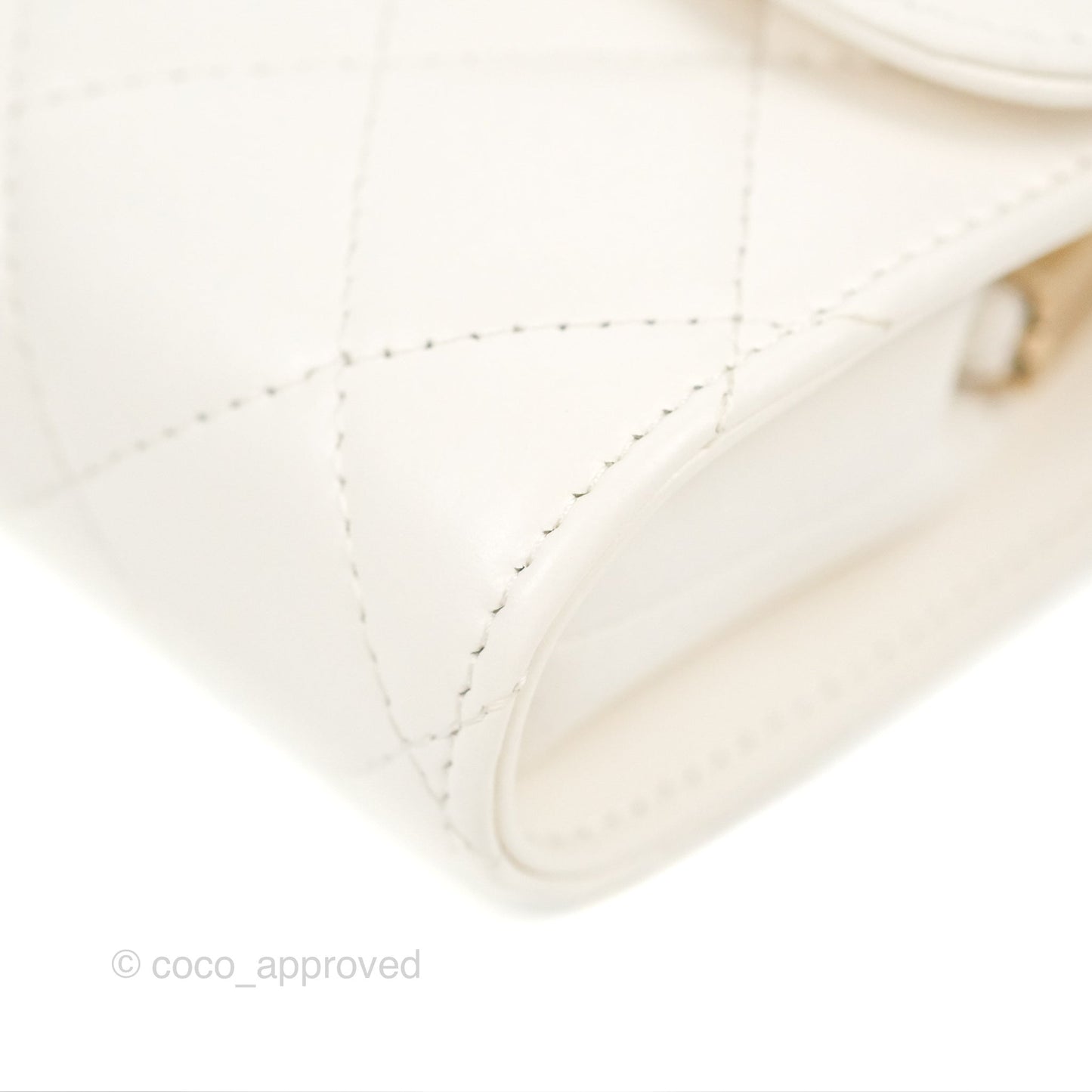 Chanel Coin Purse Clutch With Chain White Lambskin Gold Hardware