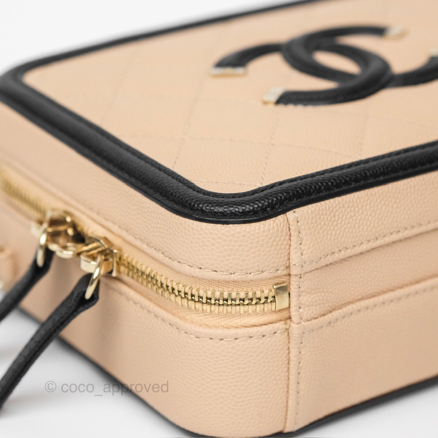Chanel Quilted Small CC Filigree Vanity Case Black Beige Caviar Gold Hardware
