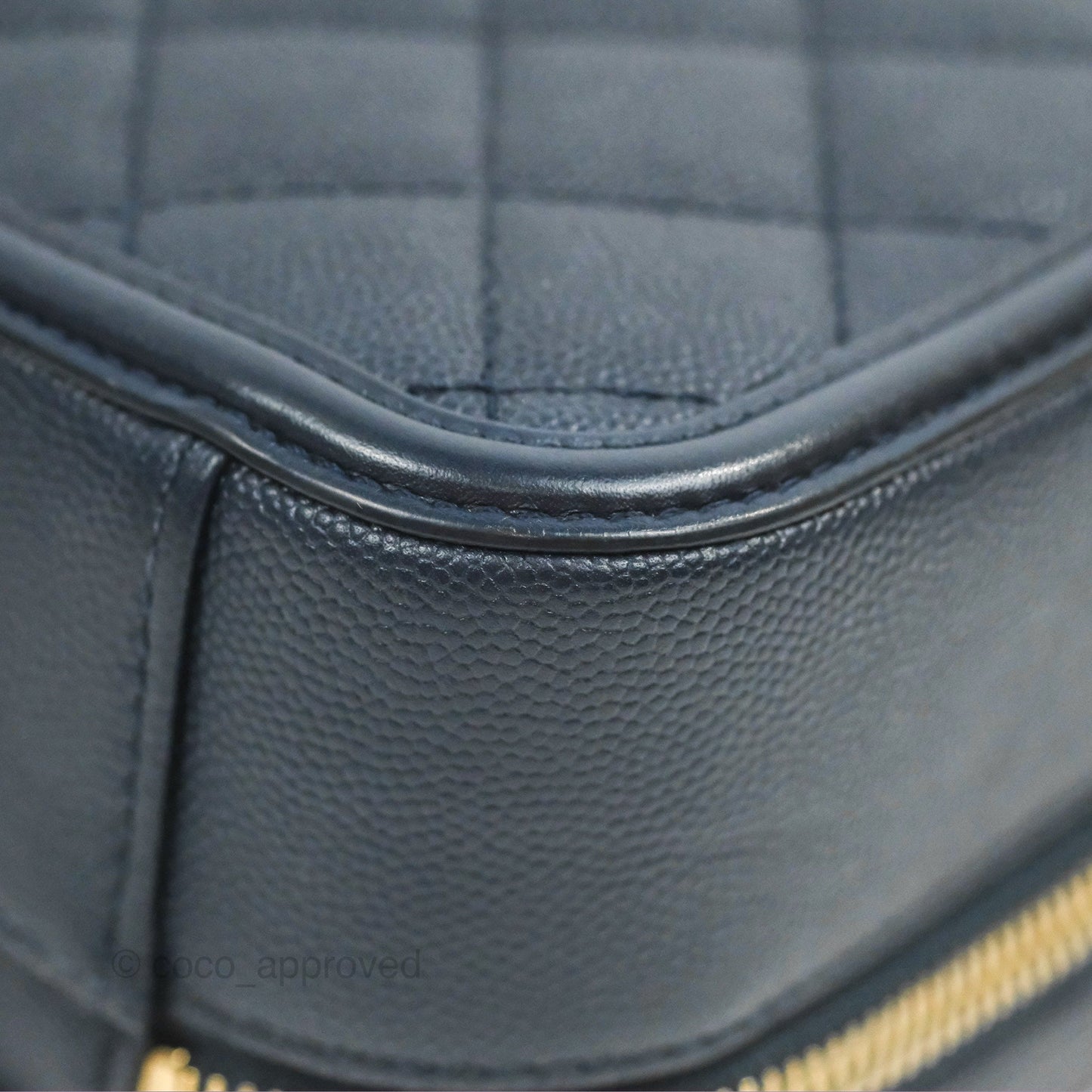 Chanel Quilted Medium CC Filigree Vanity Case Dark Navy Caviar Gold Hardware