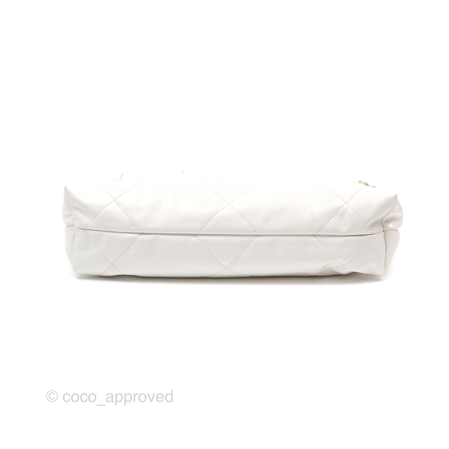 Chanel 22 Small White Shiny Calfskin Aged Gold Hardware