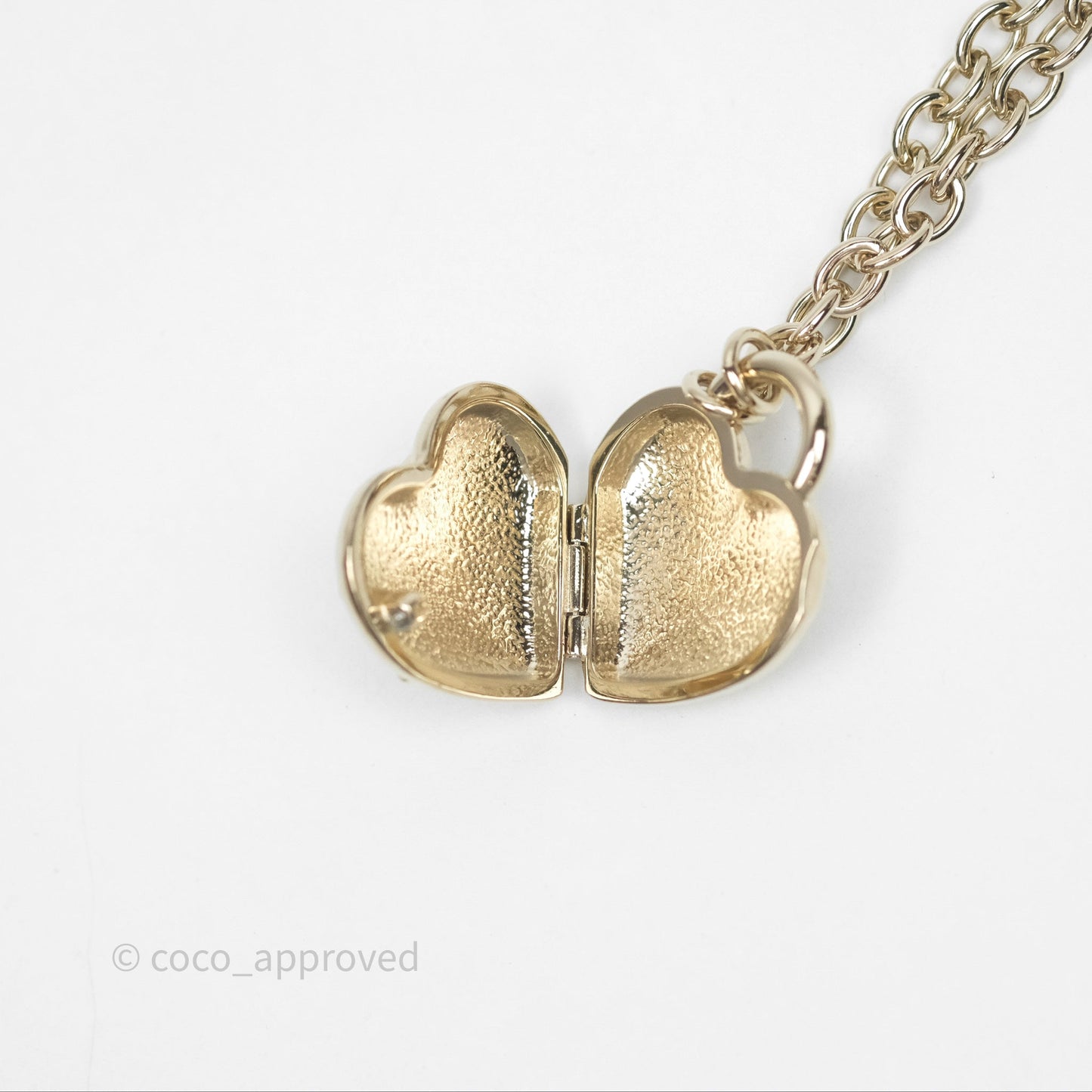 Chanel Heart CC Necklace Gold Tone 22B