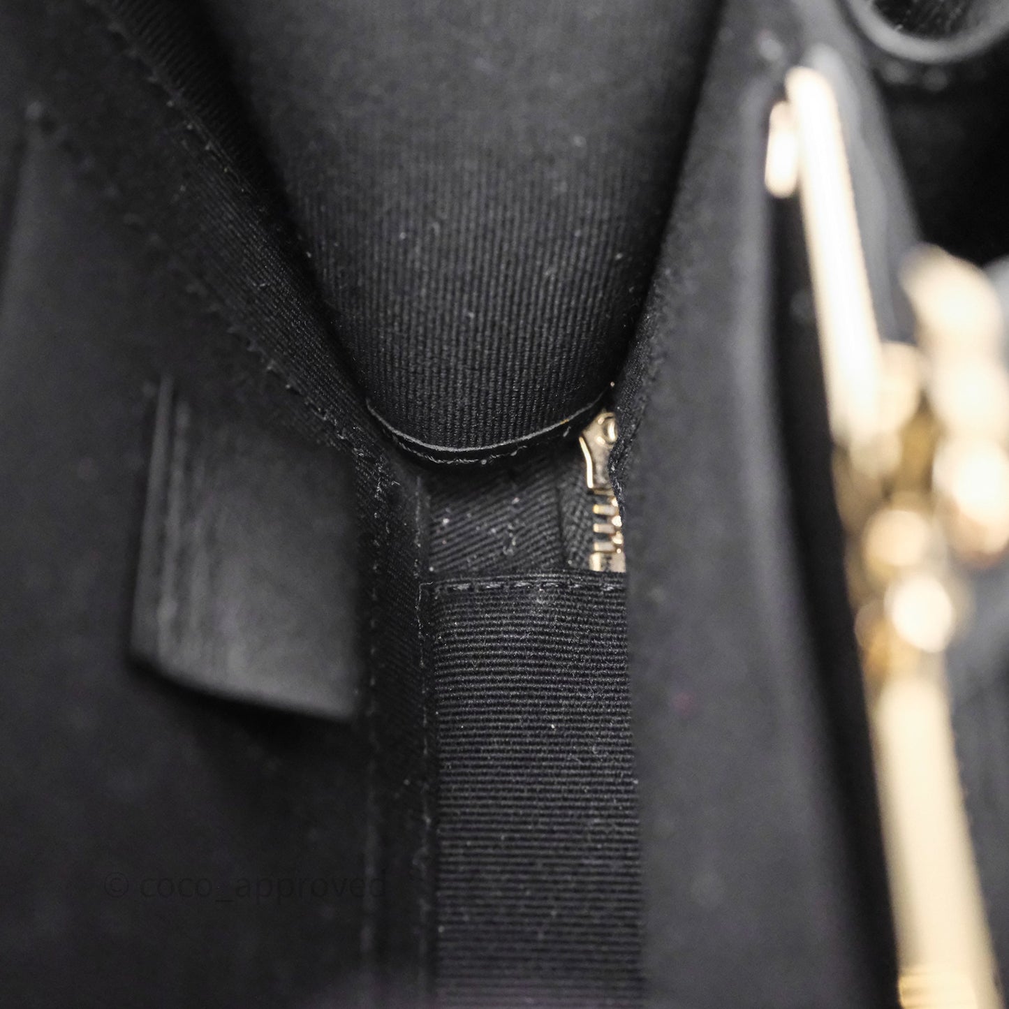 Chanel Quilted Top Handle Mini Vanity Case Black Caviar Gold Hardware