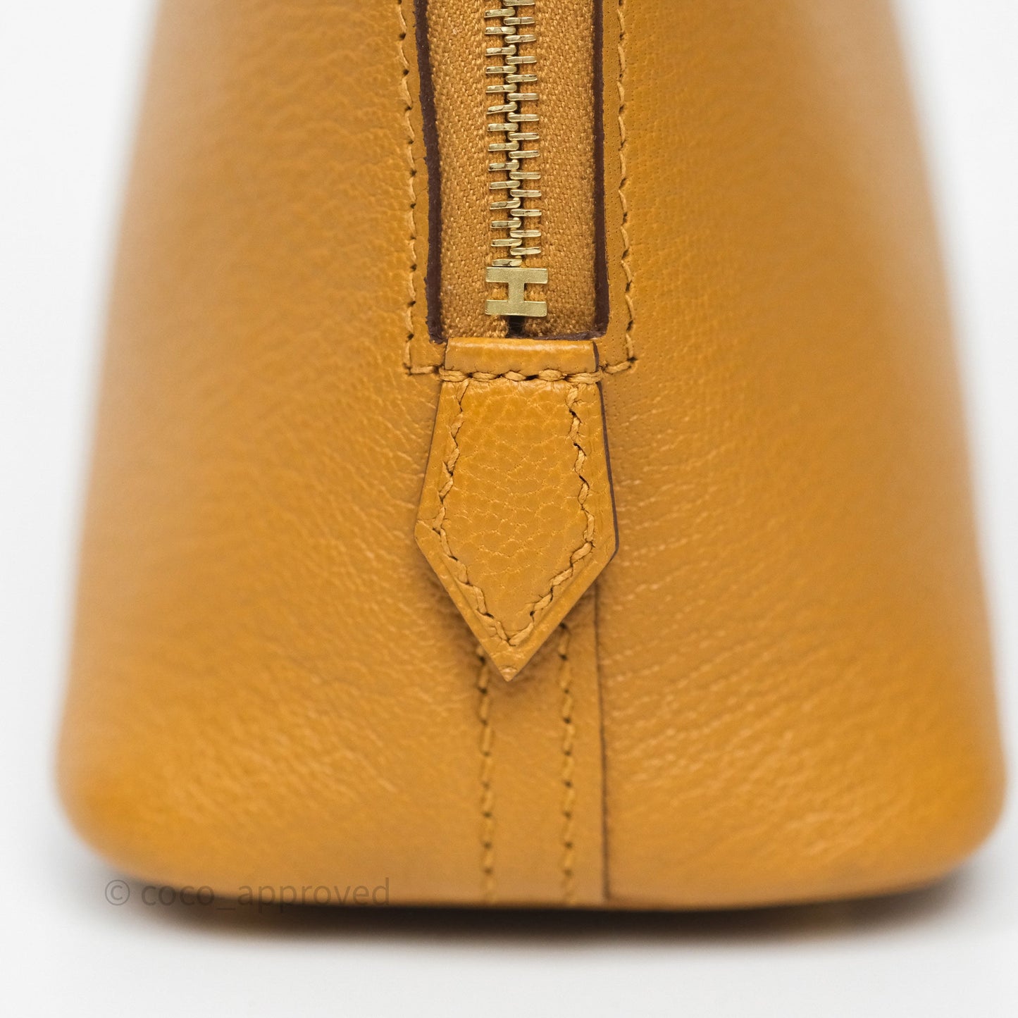 Hermès Bolide Mini 1923 Caramel 28 Chevre Mysore Strap Ficelle/Black Gold Hardware