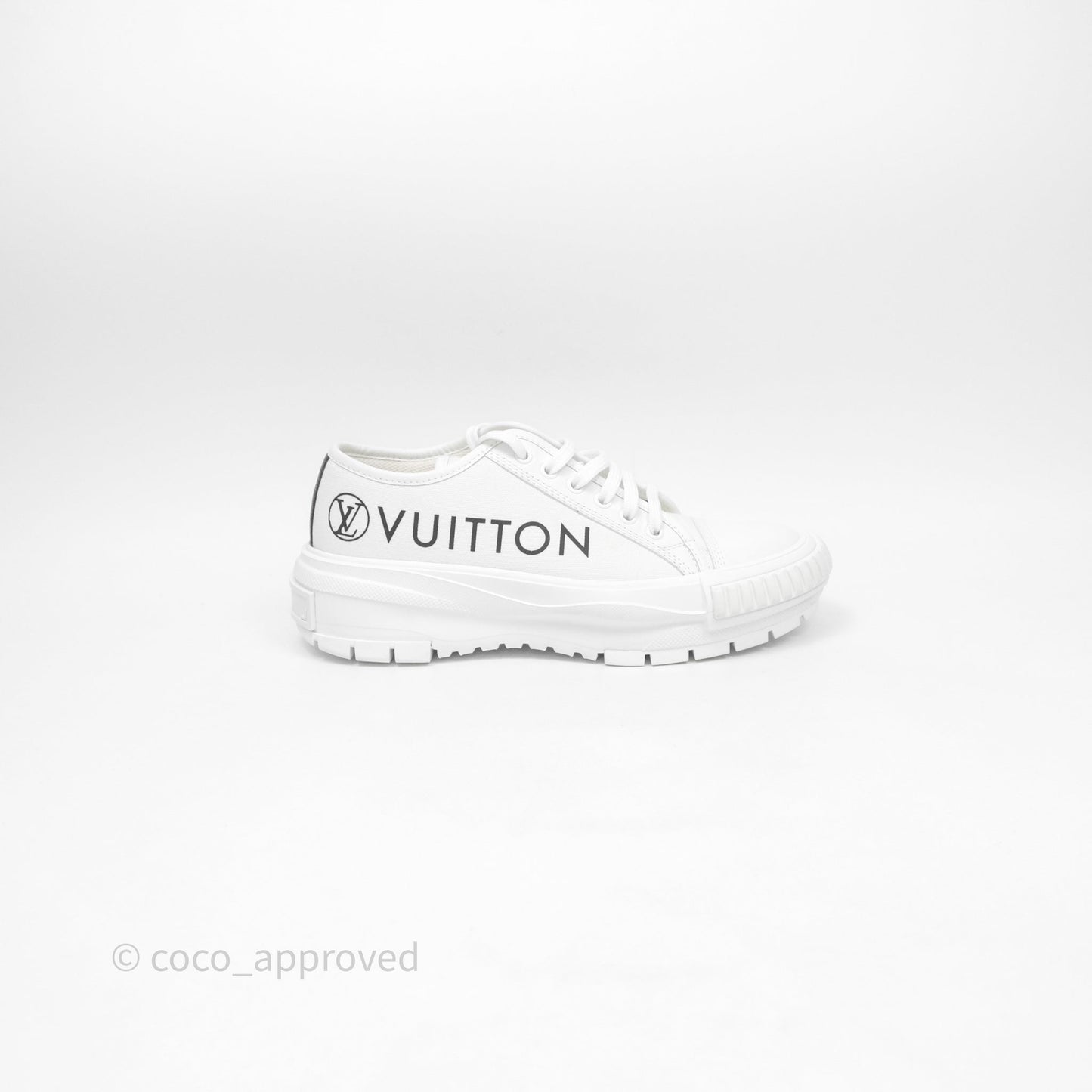Louis Vuitton Logo Blanc Sneakers Size 38