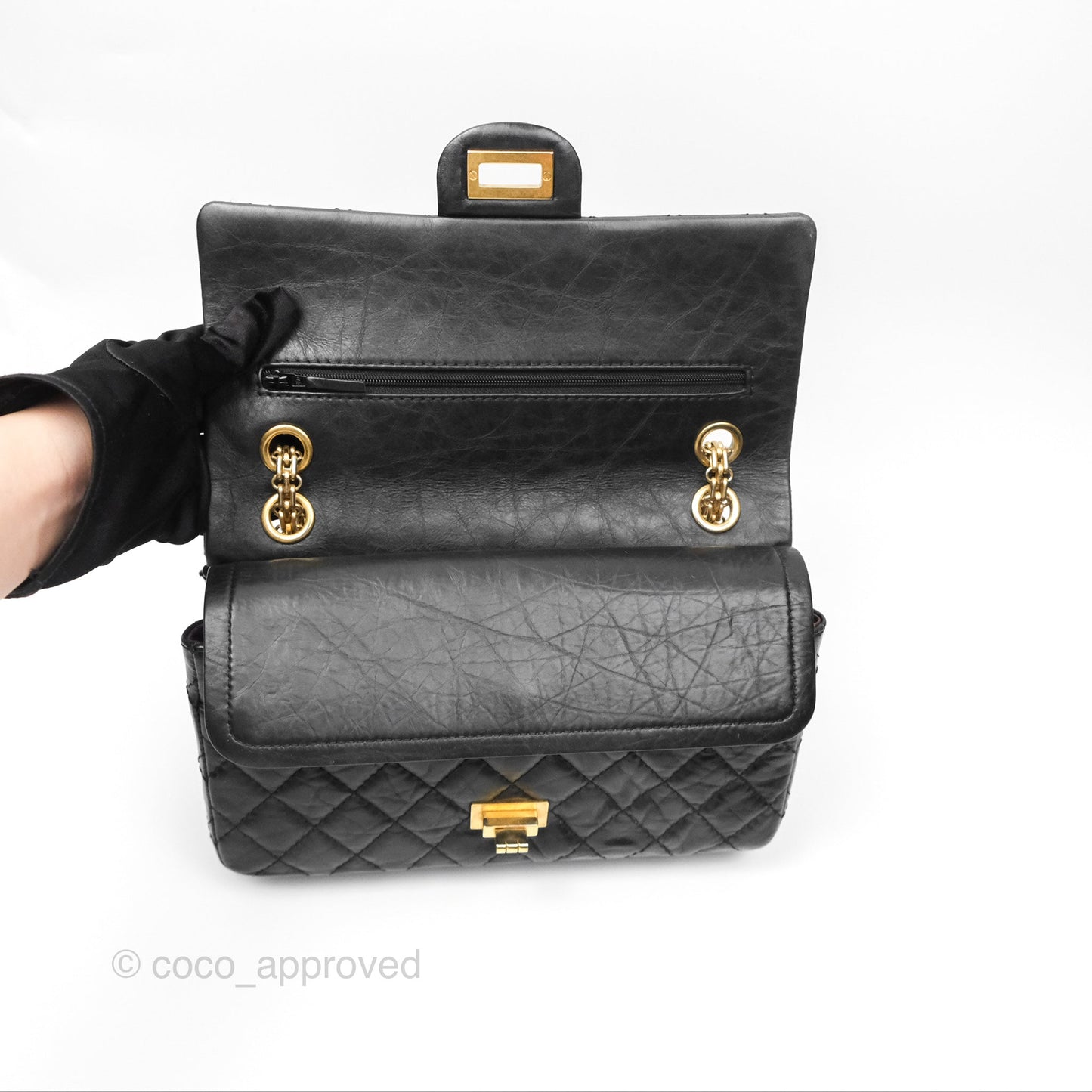 Chanel Reissue 225 Quilted Black Aged Calfskin Aged Gold Hardware
