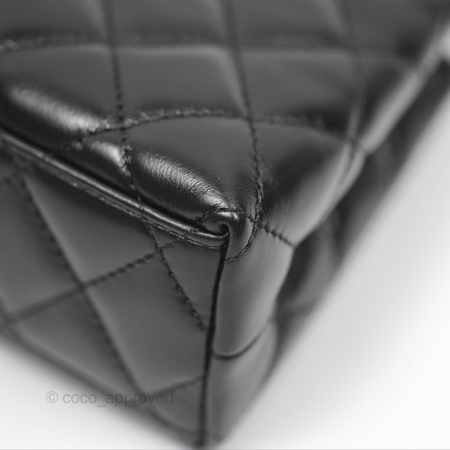 Chanel Kelly Bag Quilted Black Shiny Calfskin Aged Gold Hardware