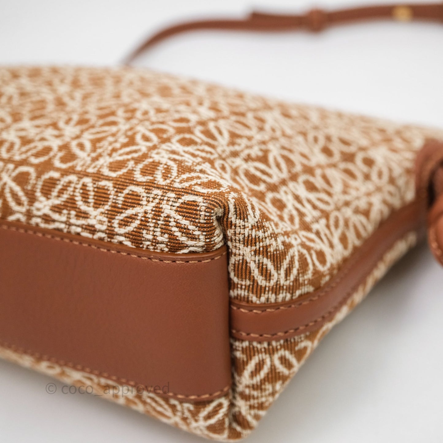 Loewe Jacquard Anagram Flamenco Knot Clutch Mini Bag Gold Hardware