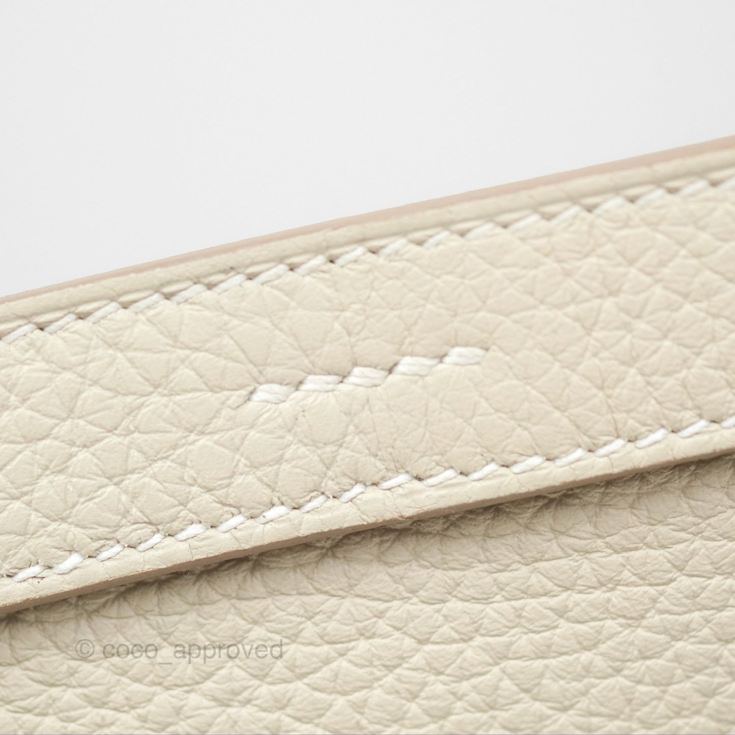 Hermès Halzan 31 Beton Clemence Gold Hardware