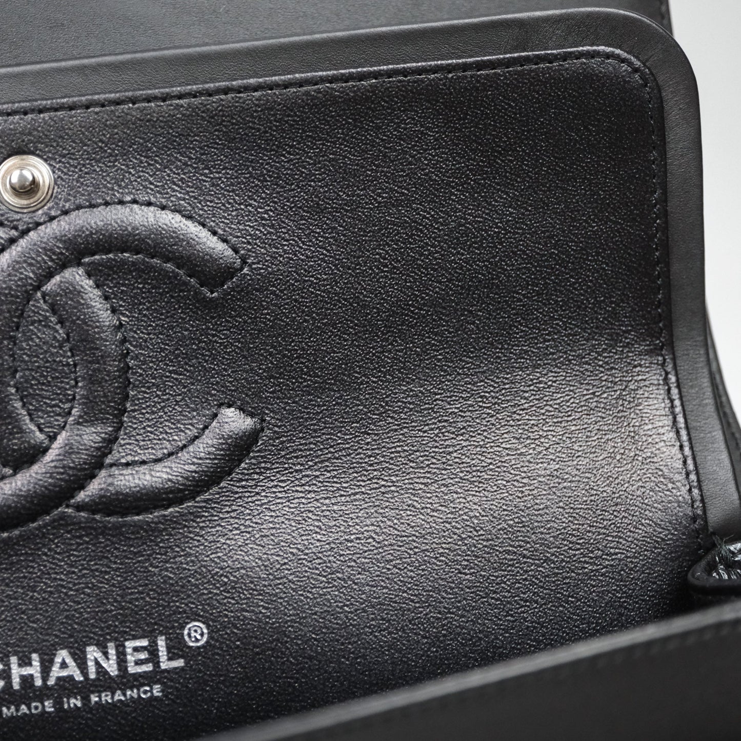 Chanel Classic Chevron M/L Medium Double Flap So Black Patent Calfskin