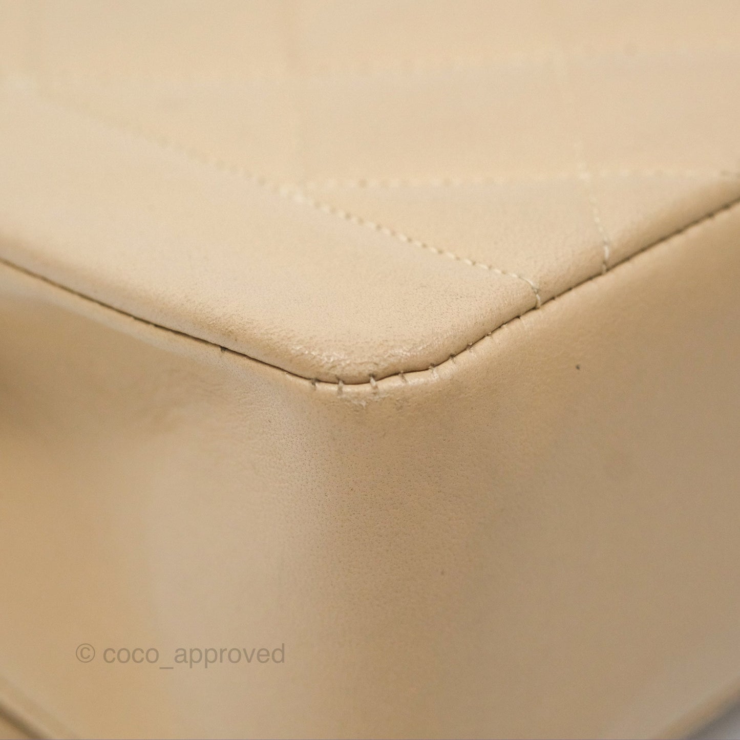 Chanel Vintage Small Quilted Classic Diana Flap Bag Beige Lambskin 24K Gold Hardware