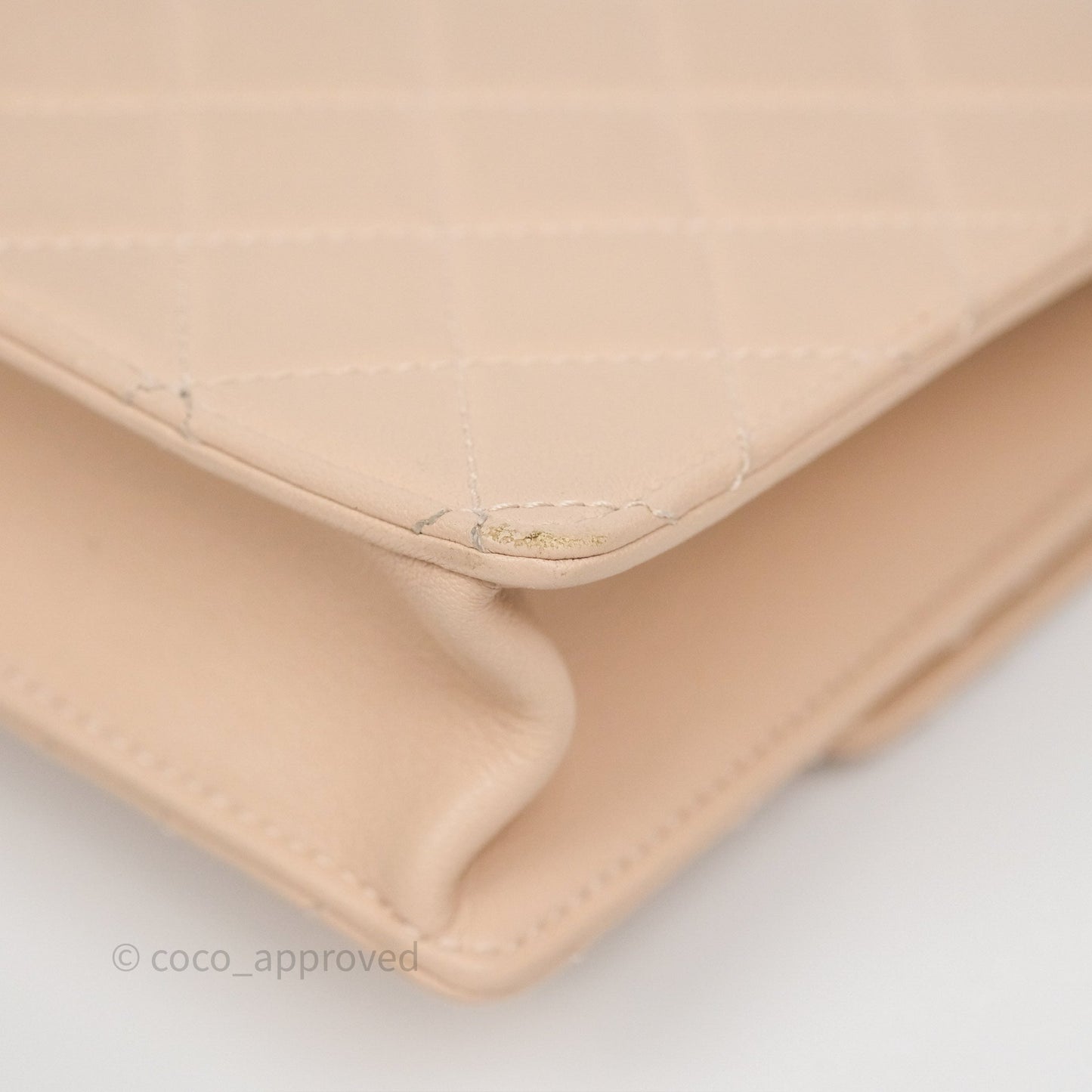 Chanel Chic Pearls Flap Quilted Beige Pink Goatskin Aged Gold Hardware