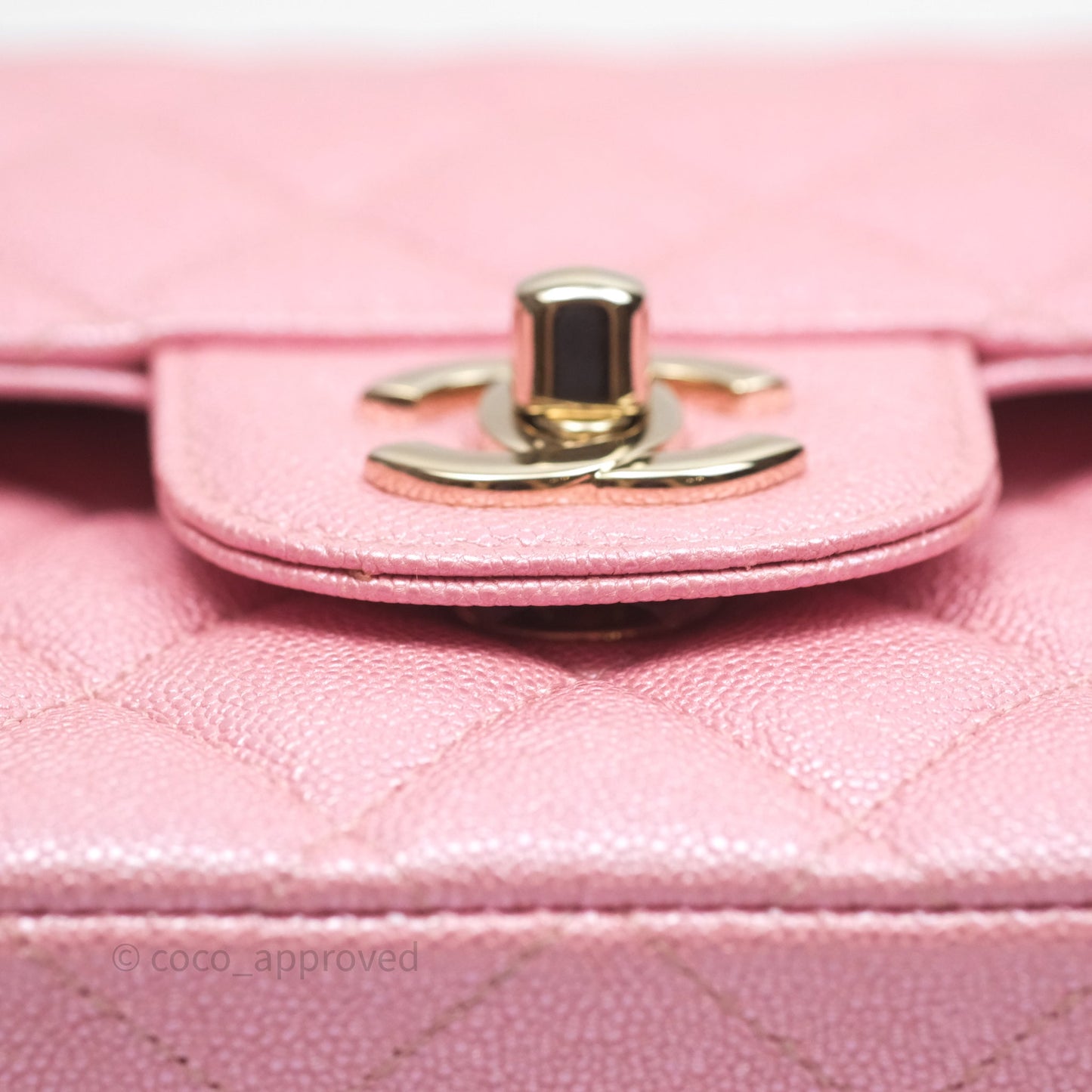 Chanel Quilted Classic M/L Medium Flap Iridescent Pink Caviar Gold Hardware 19S