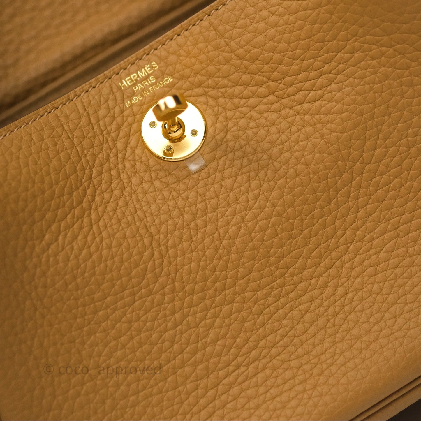 Hermès Mini Lindy 20 Biscuit 4B Clemence Gold Hardware With Rodeo