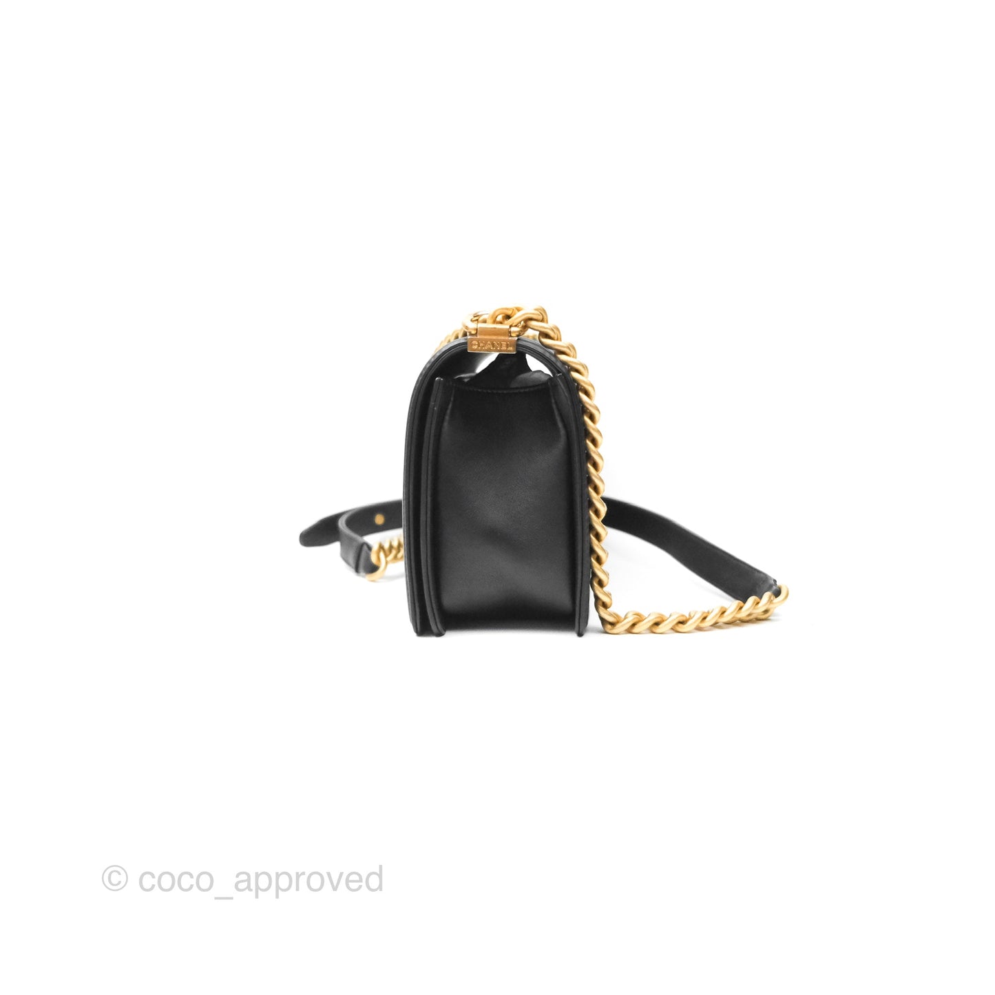 Chanel Quilted Medium Boy Black Calfskin Aged Gold Hardware