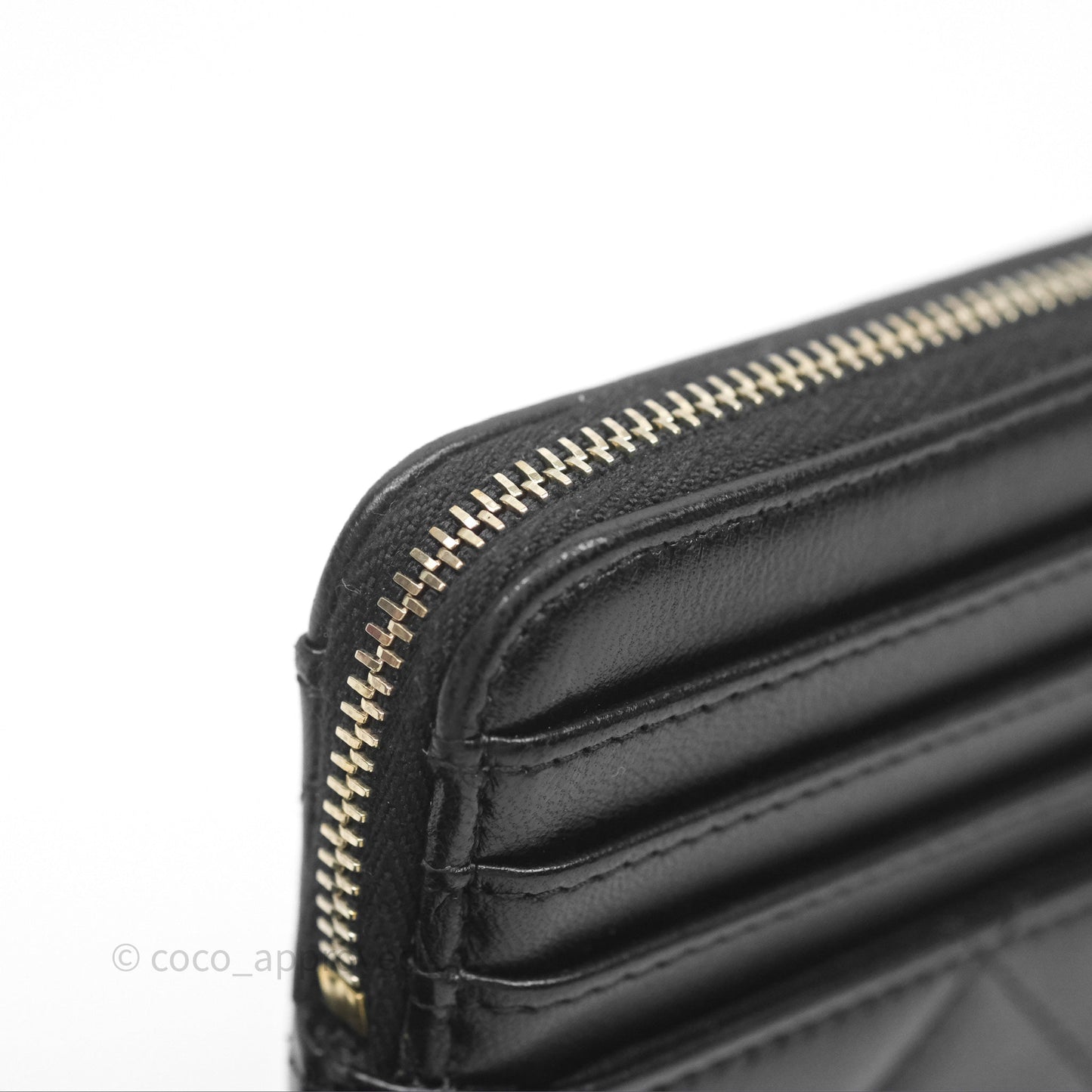 Chanel 19 Black Zipped Coin Purse Lambskin Gold Hardware