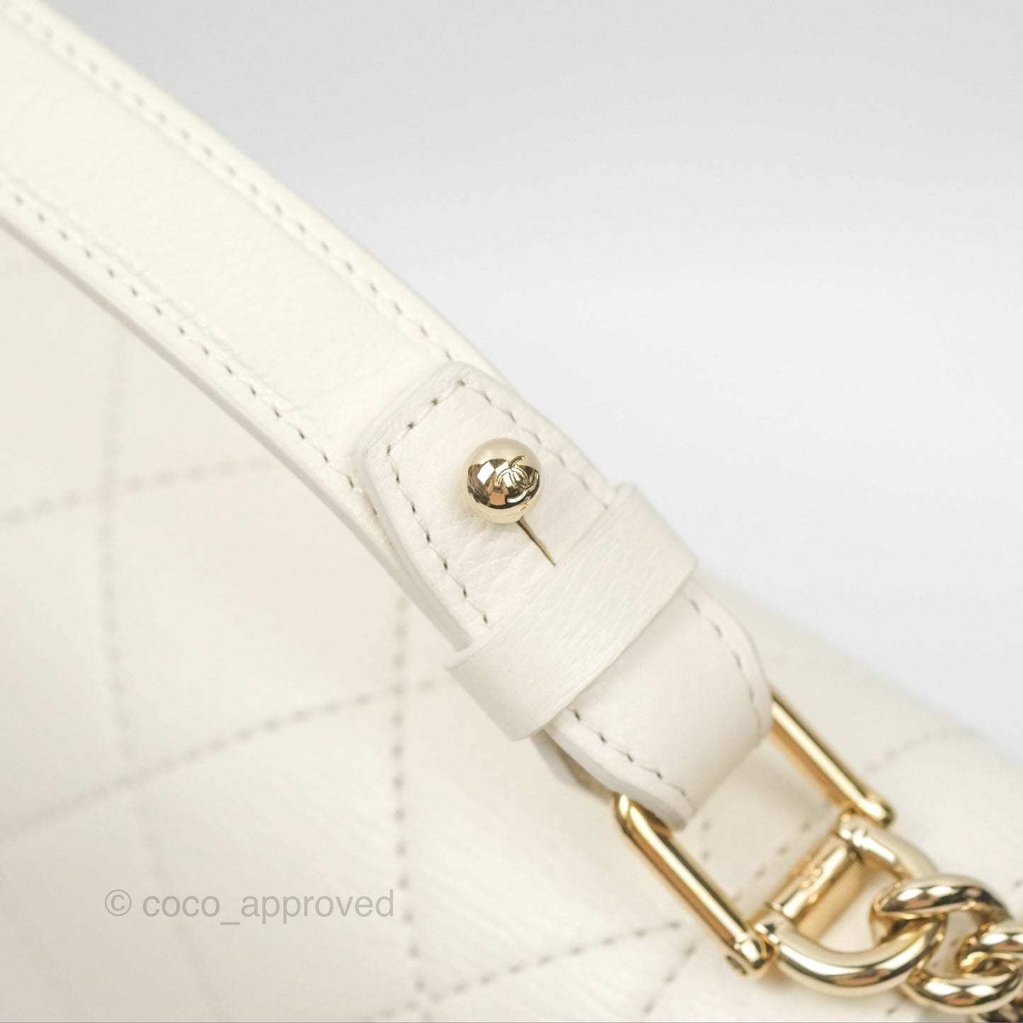 Chanel Quilted Label Click Flap Bag White Grained Calfskin Gold Hardware